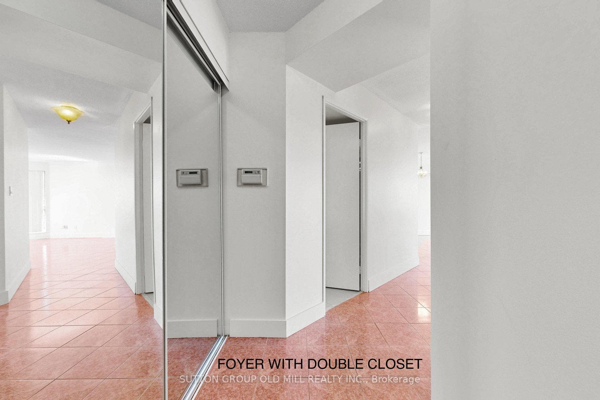 Double closet in entry