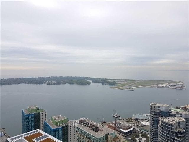 88 Harbour Street Unit 6009 photo 7