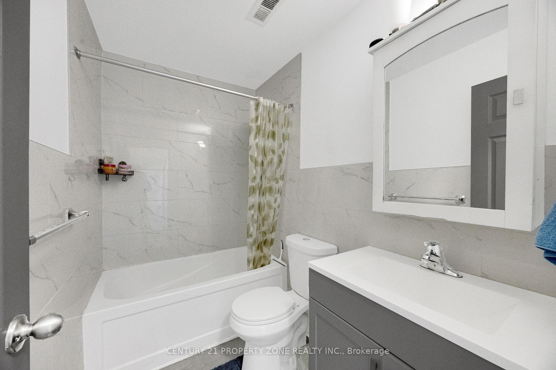 583 Mornington Avenue Unit 610 photo 19