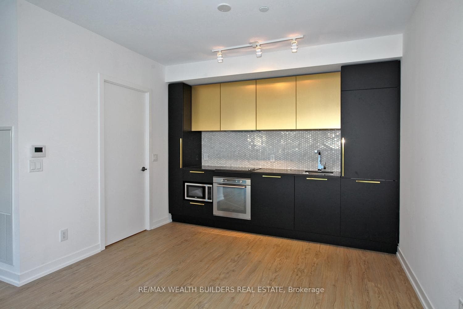 85 Wood Street Unit Th02 photo 11