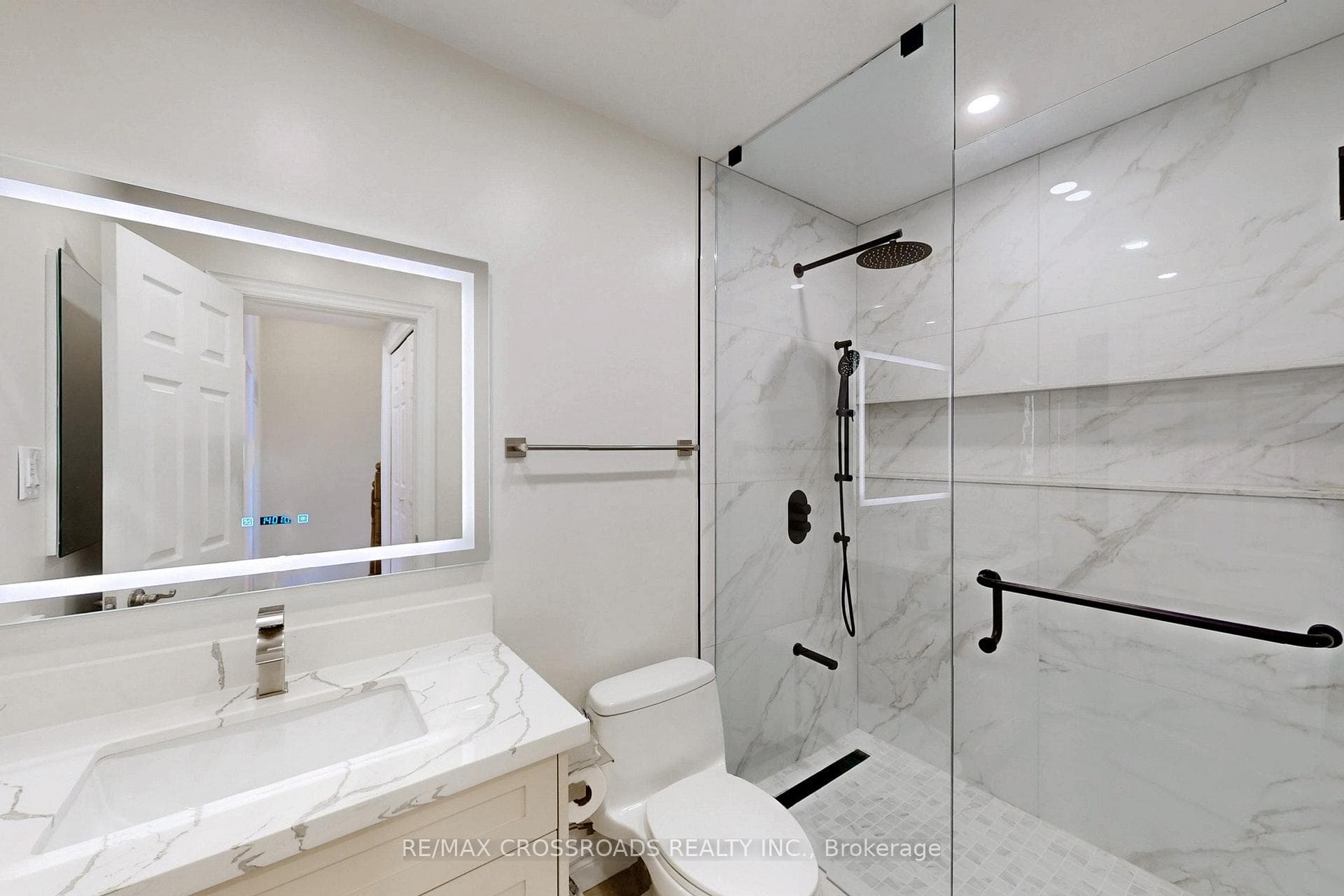 188 Legends Way photo 25