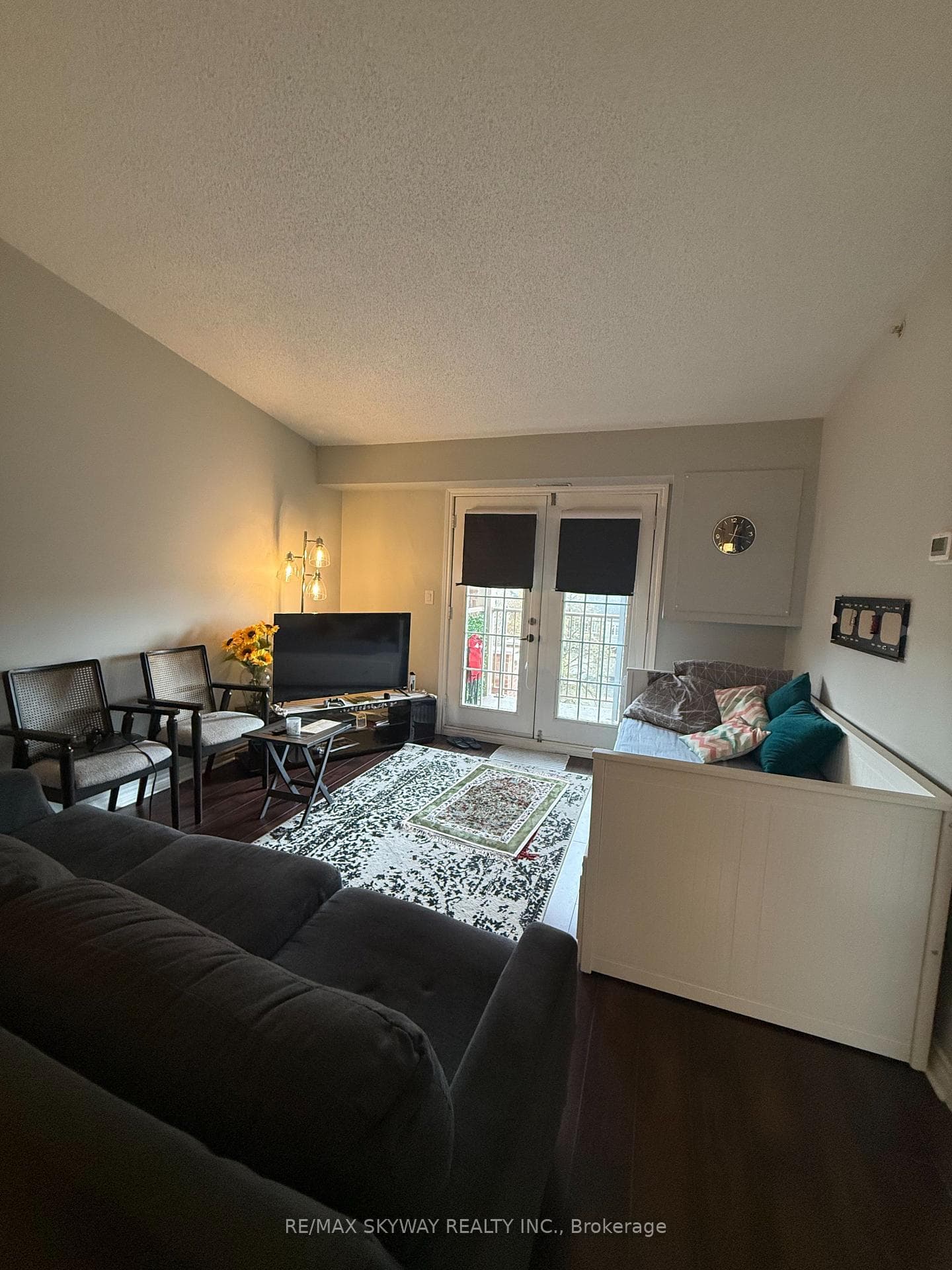 4025 Kilmer Drive Unit 410 photo 6
