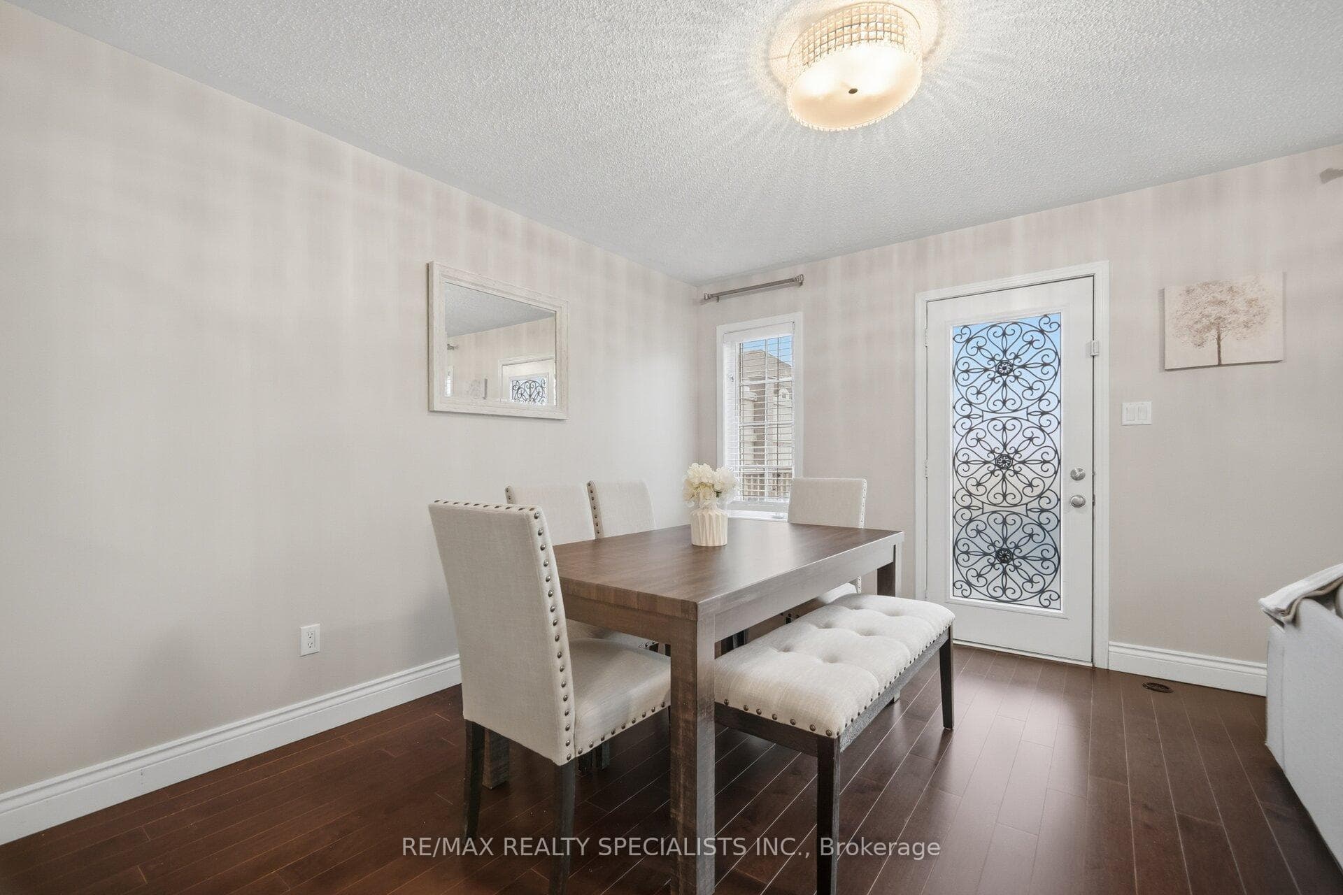 932 Sprague Place photo 12