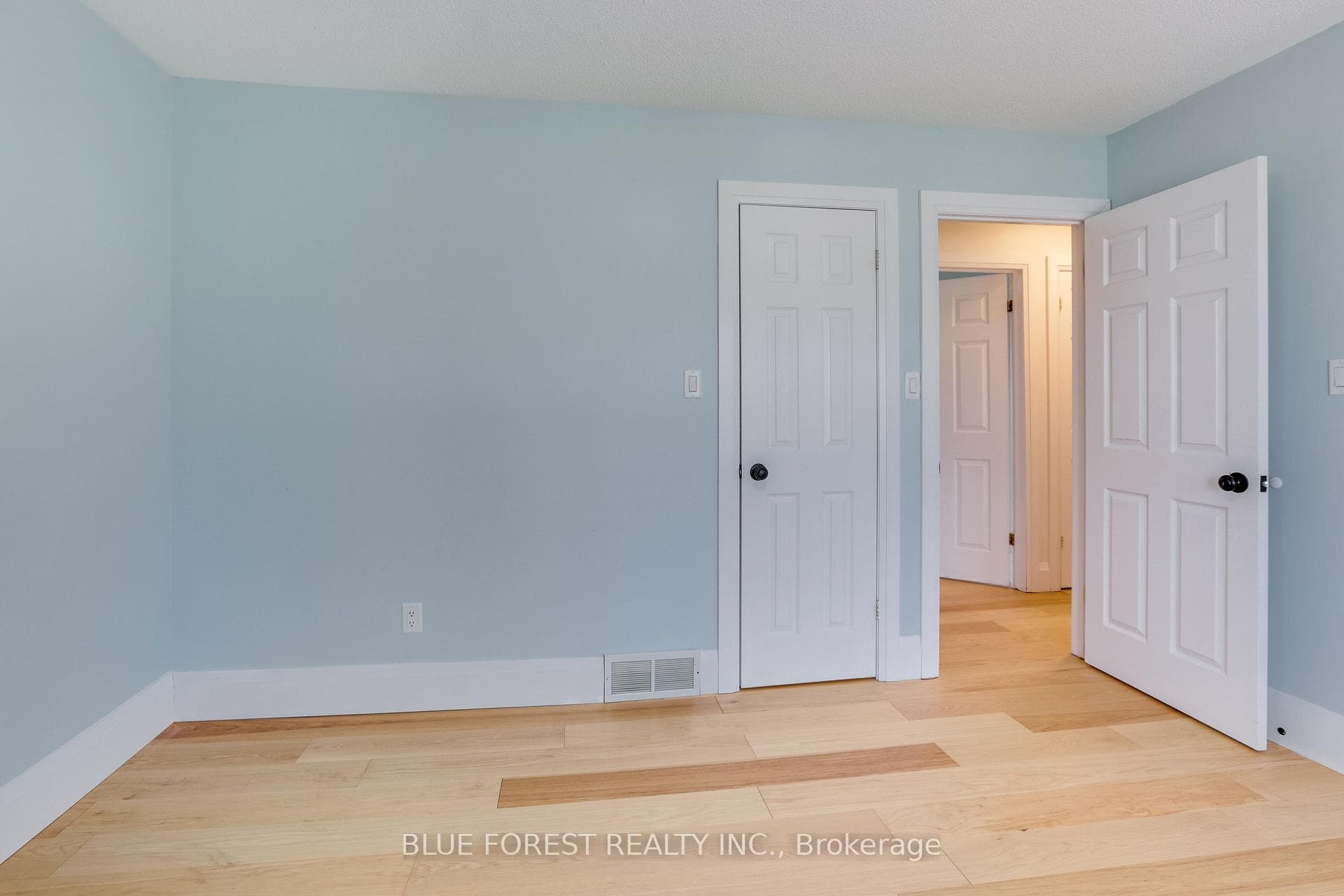 133 Oldham Street photo 19