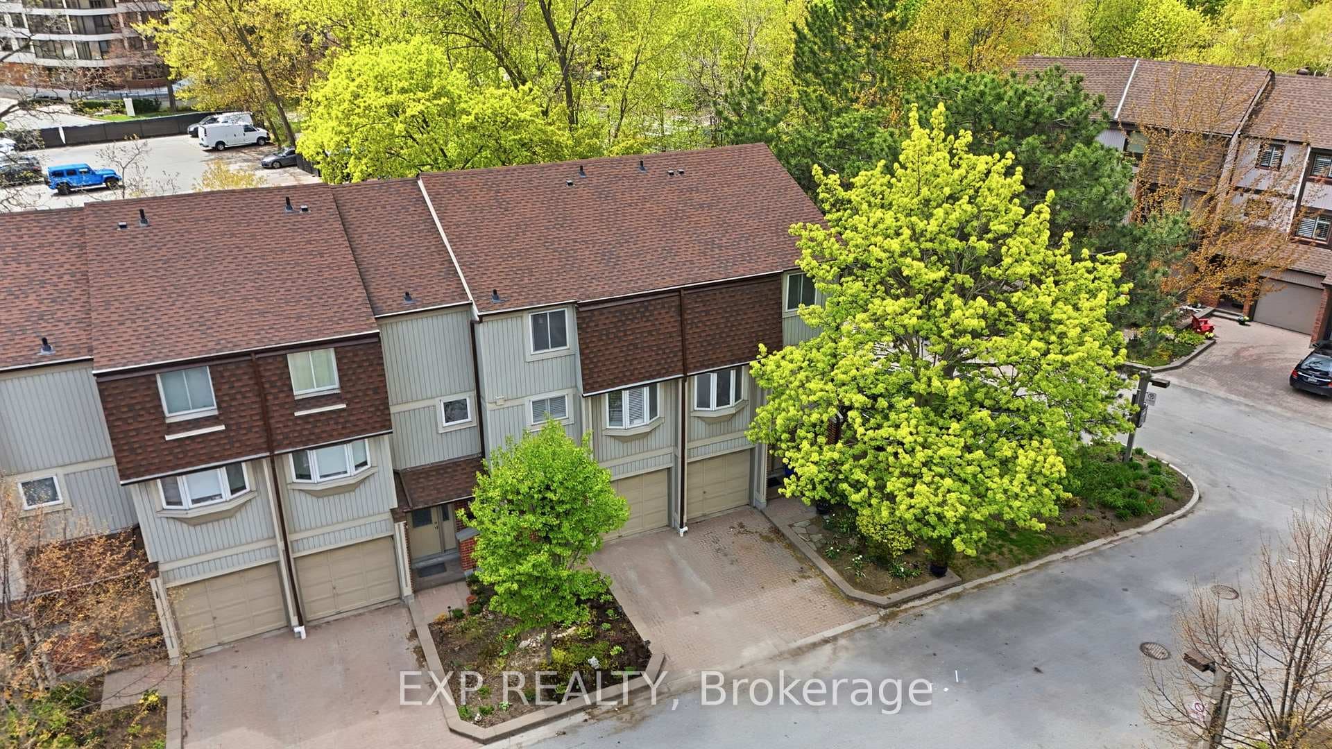 1010 Walden Circle Unit 2 photo 40