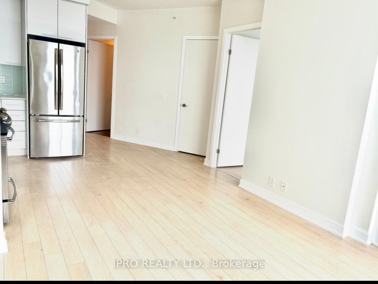 10 Park Lawn Road Unit 1404 photo 5