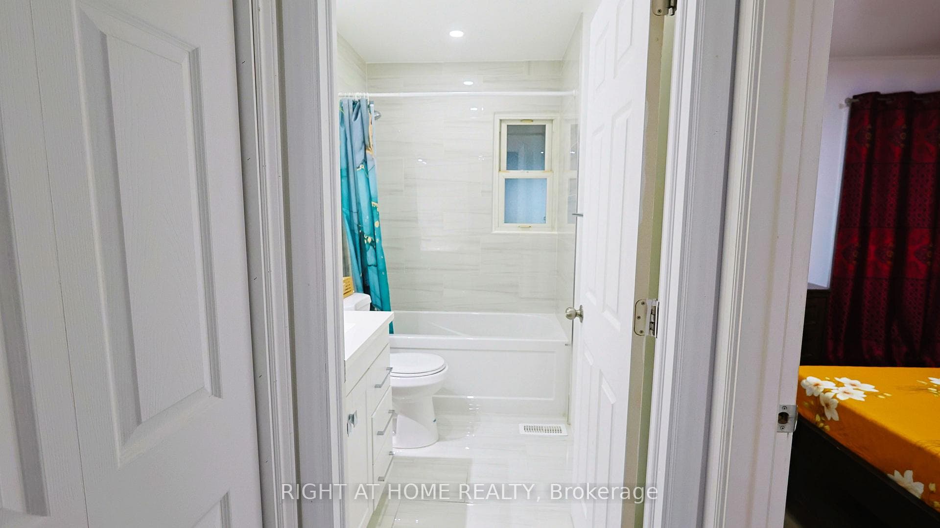 82 Normanhurst Avenue photo 20