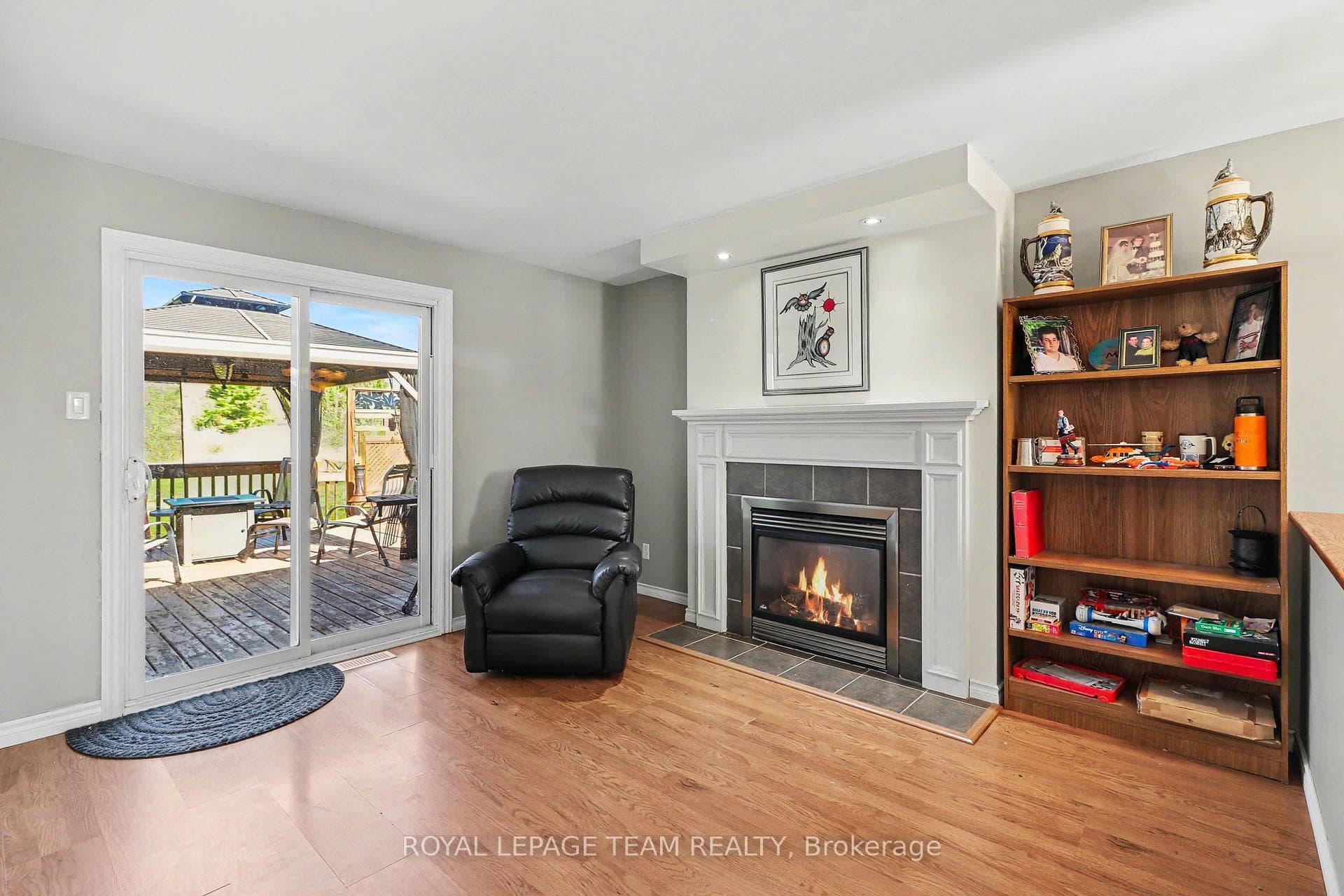 4038 Calbrent Way photo 9