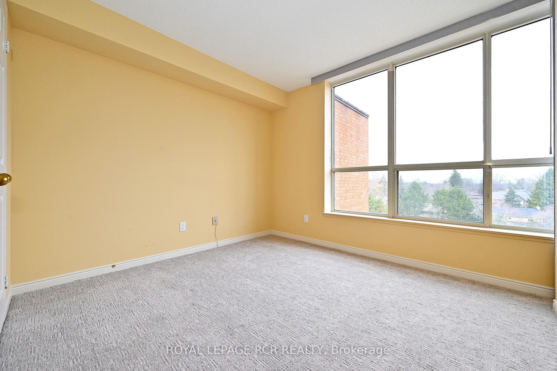 14924 Yonge Street Unit 509 photo 19