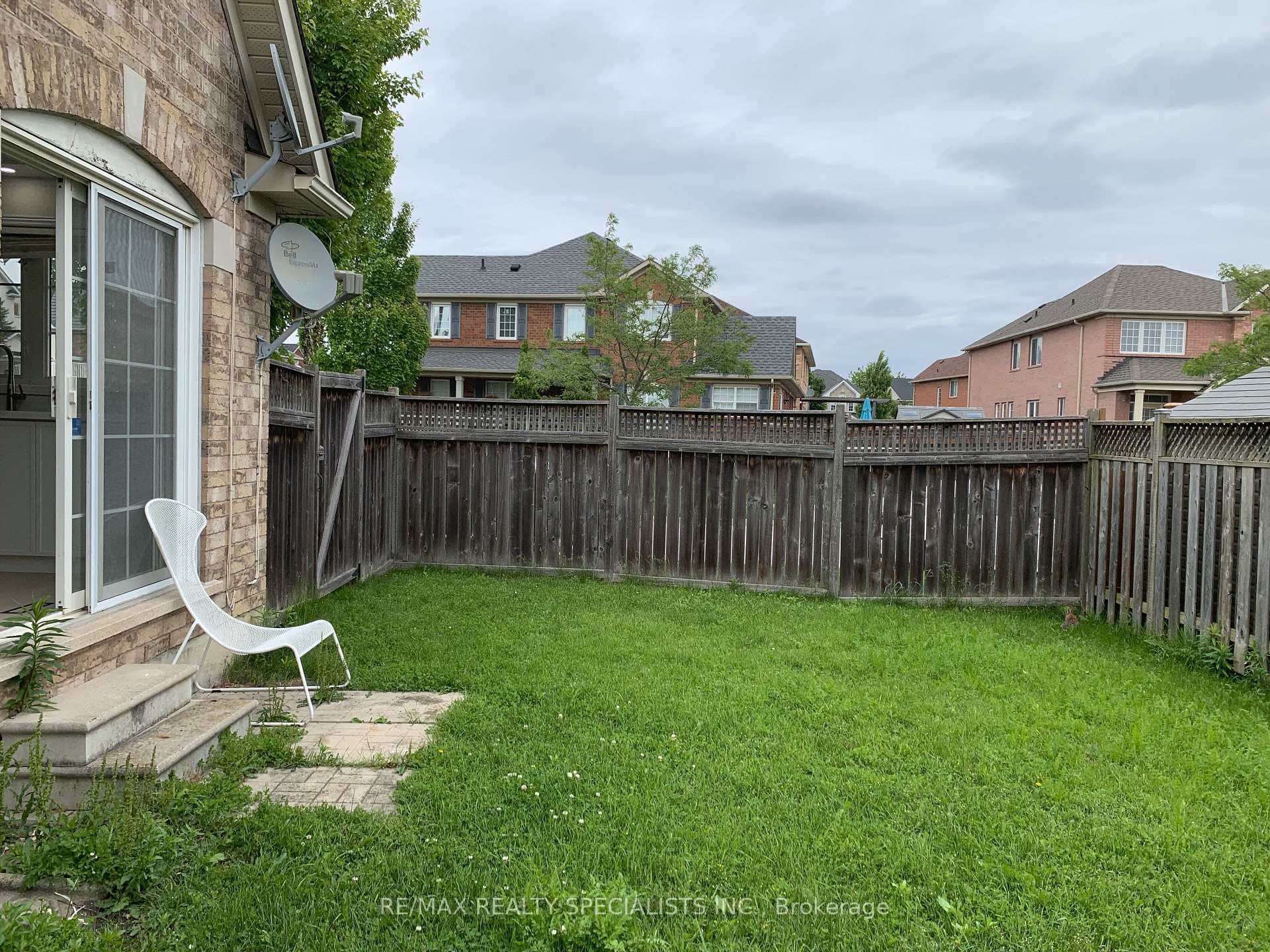 3839 Henrietta Way photo 35