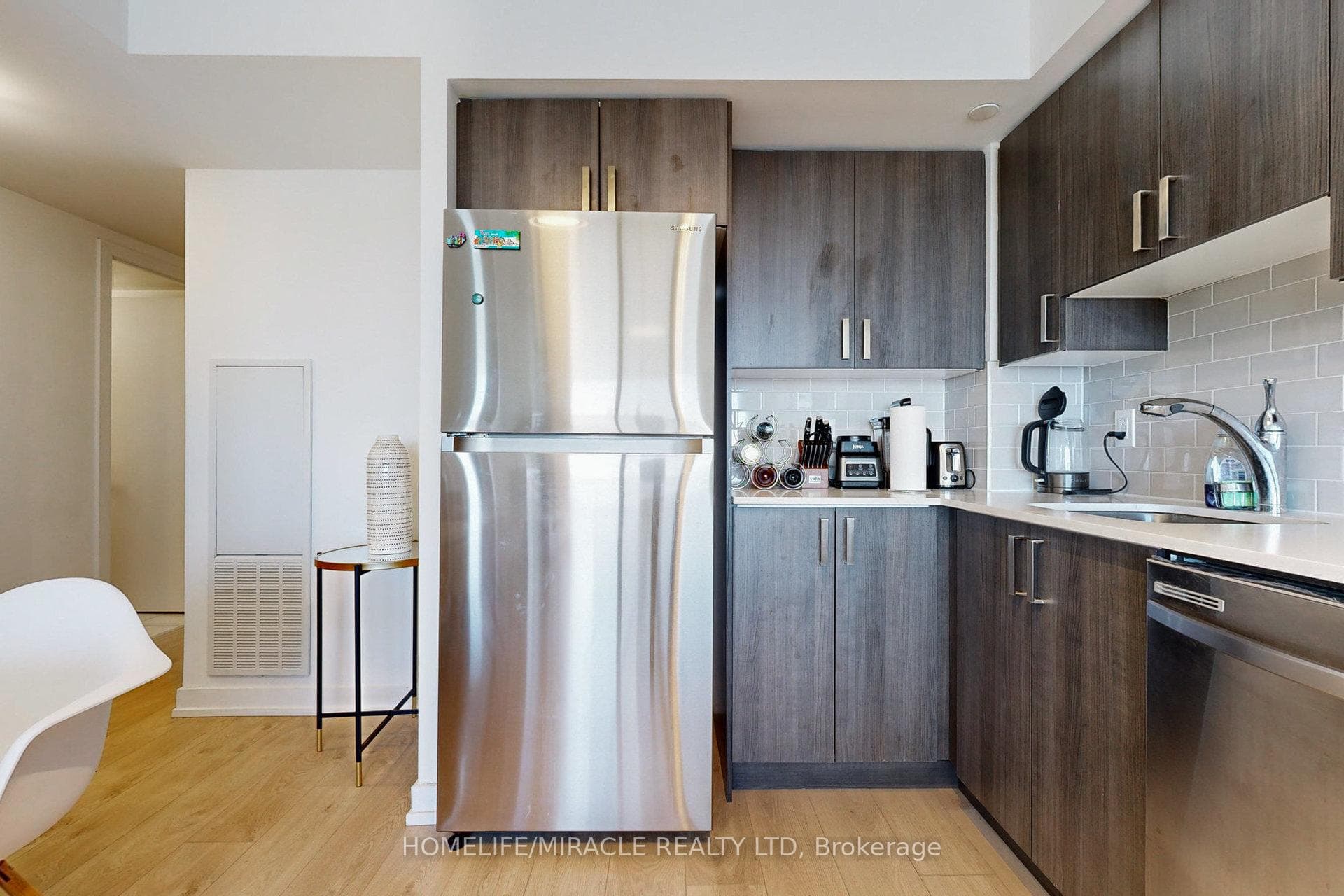 1480 Bayly Street Unit 1109 photo 9