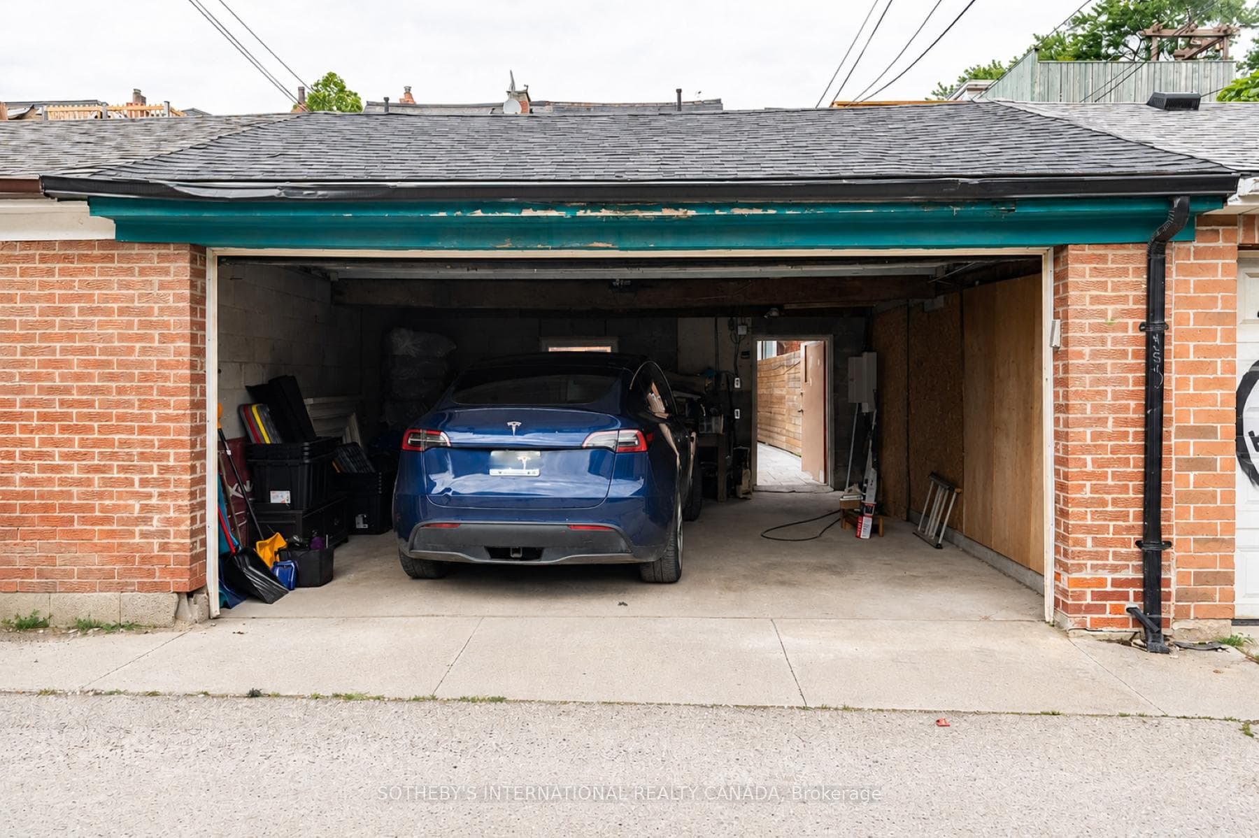 204 Grace Street photo 48