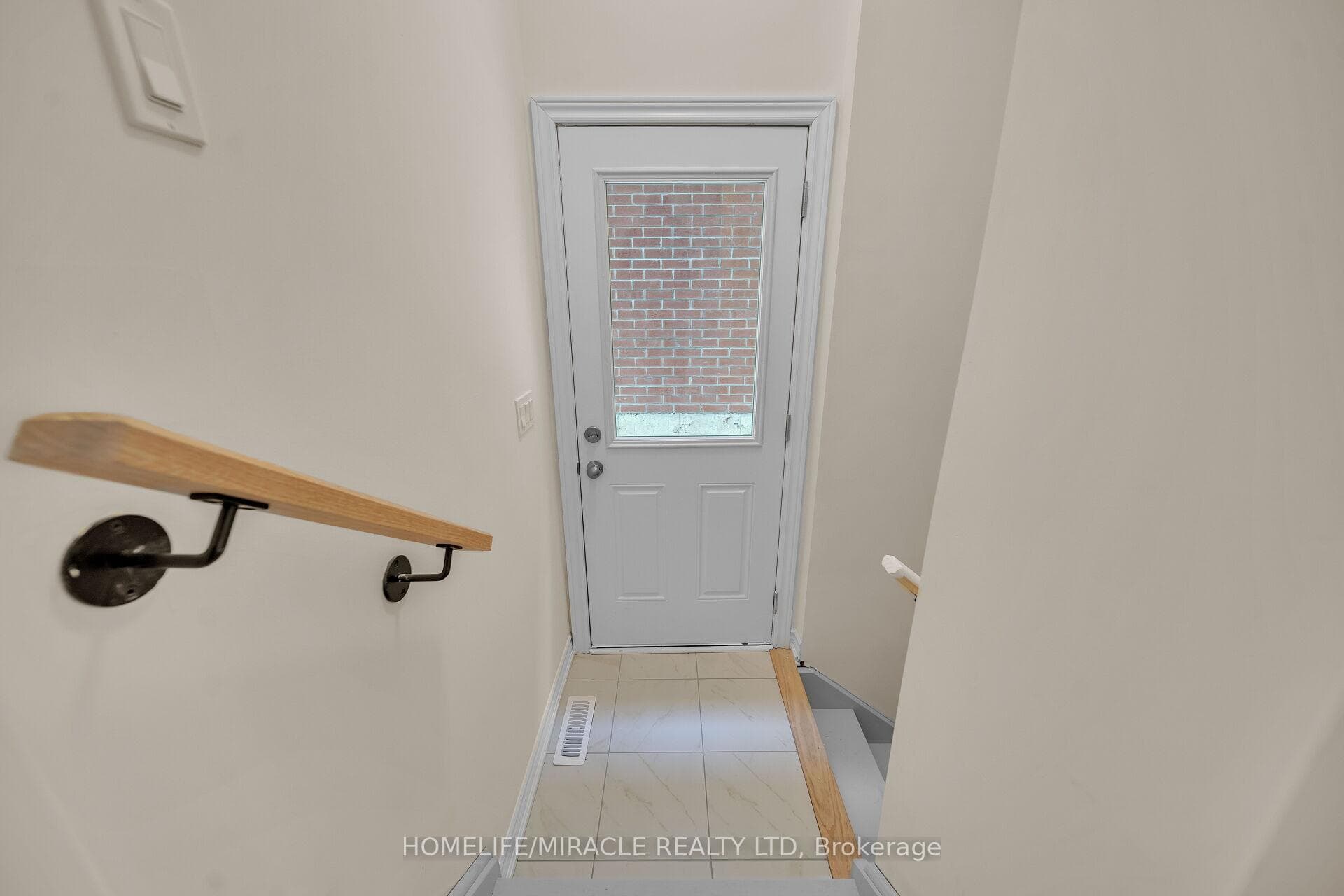 33 Raines Road photo 28