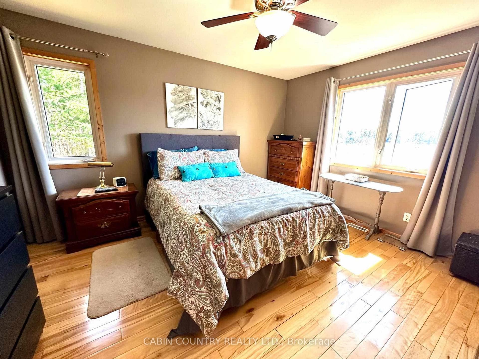 2-53 Poplar Bay photo 26