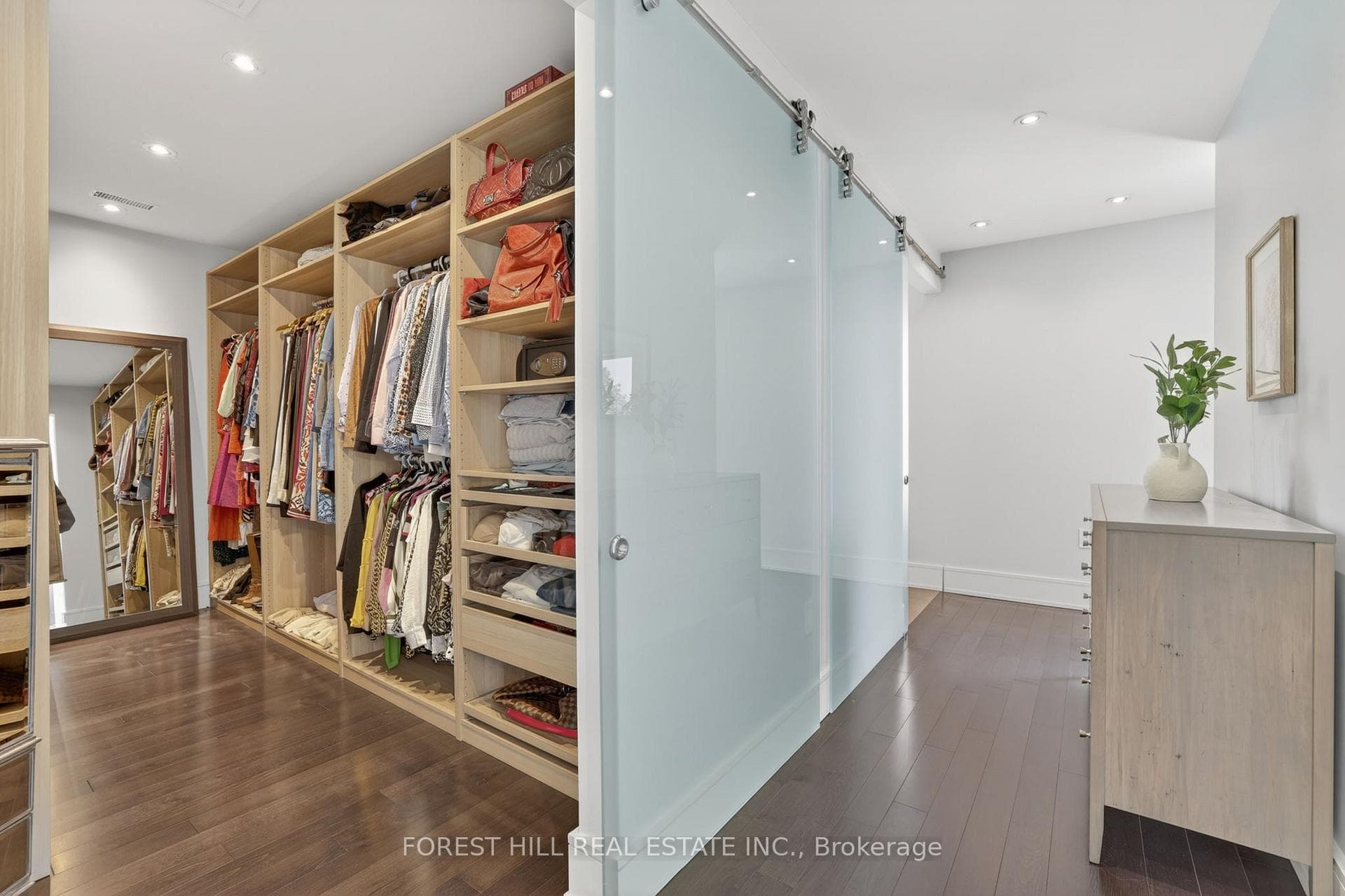 51 Greenfield Drive photo 20