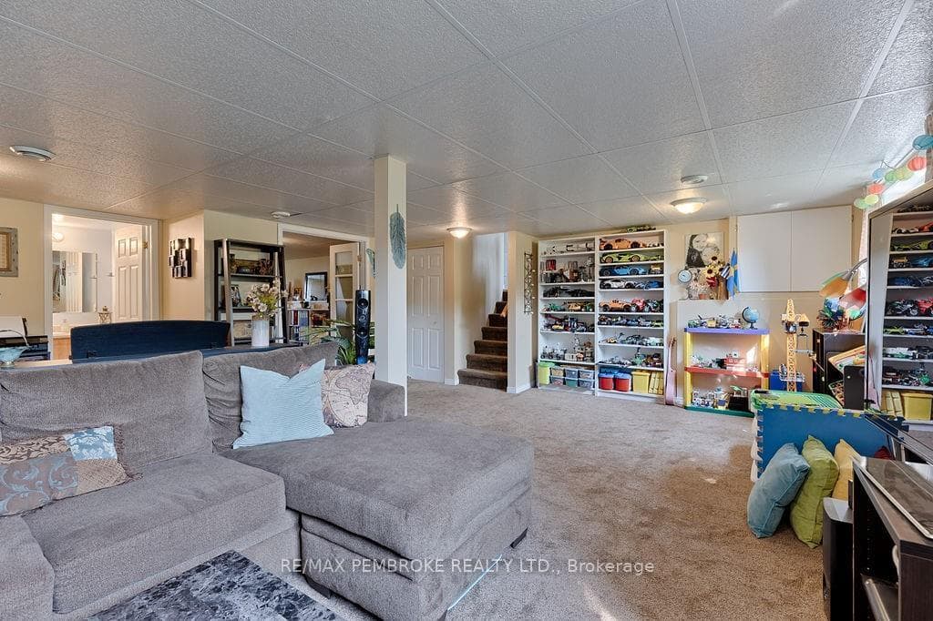 71 SCHWANZ Road photo 18