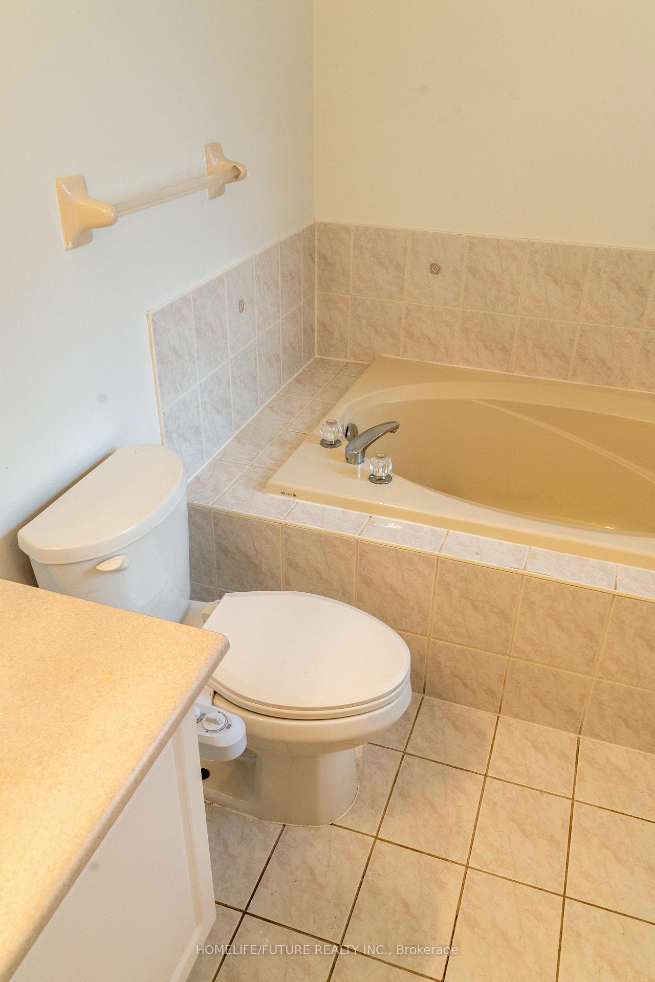 620 Madame Street photo 28