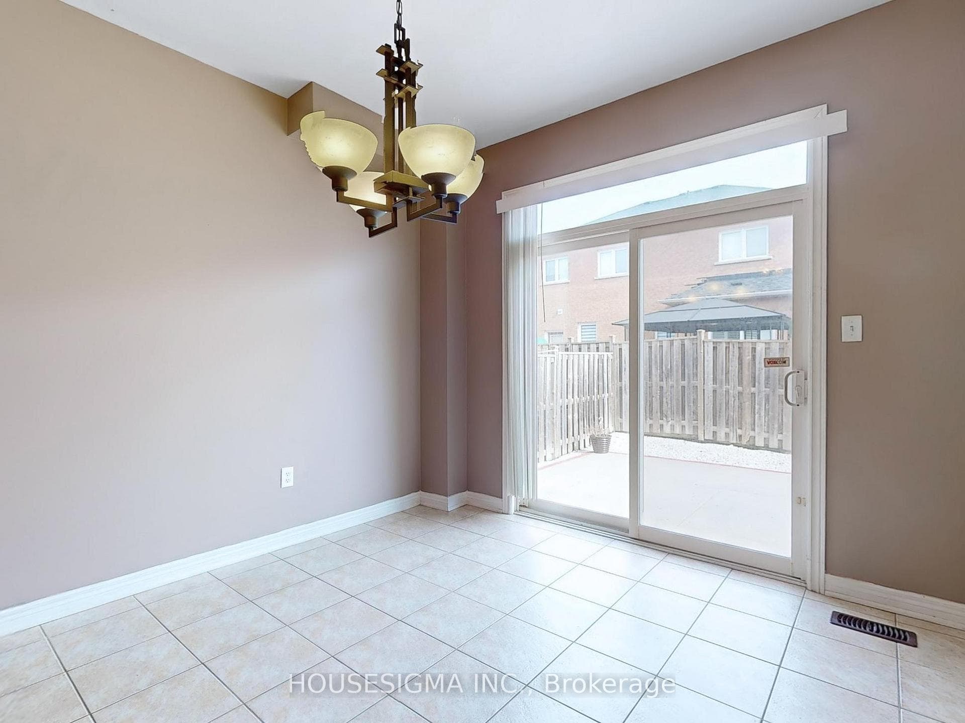31 Braddock Drive photo 10