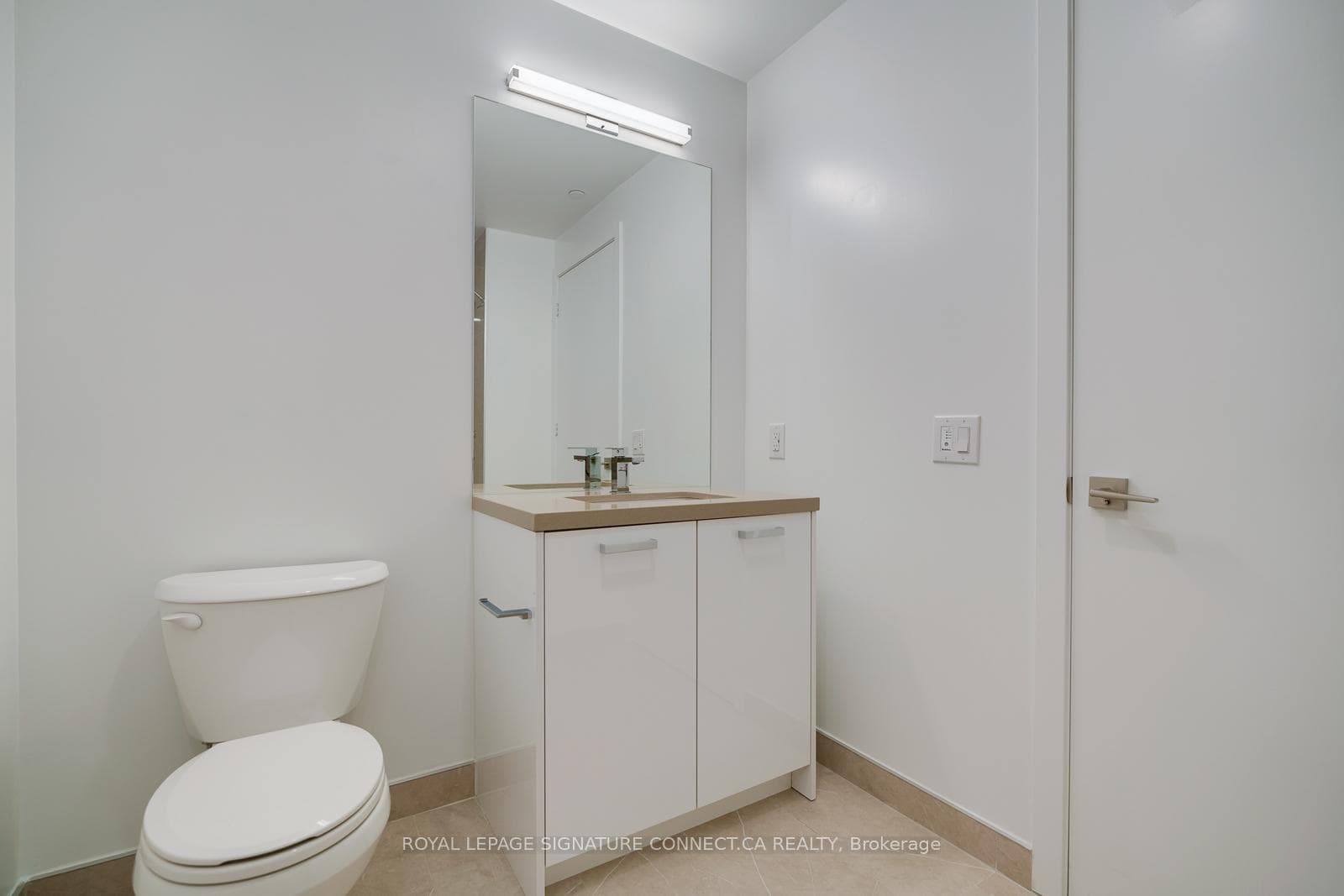 195 McCaul Street Unit 304 photo 5