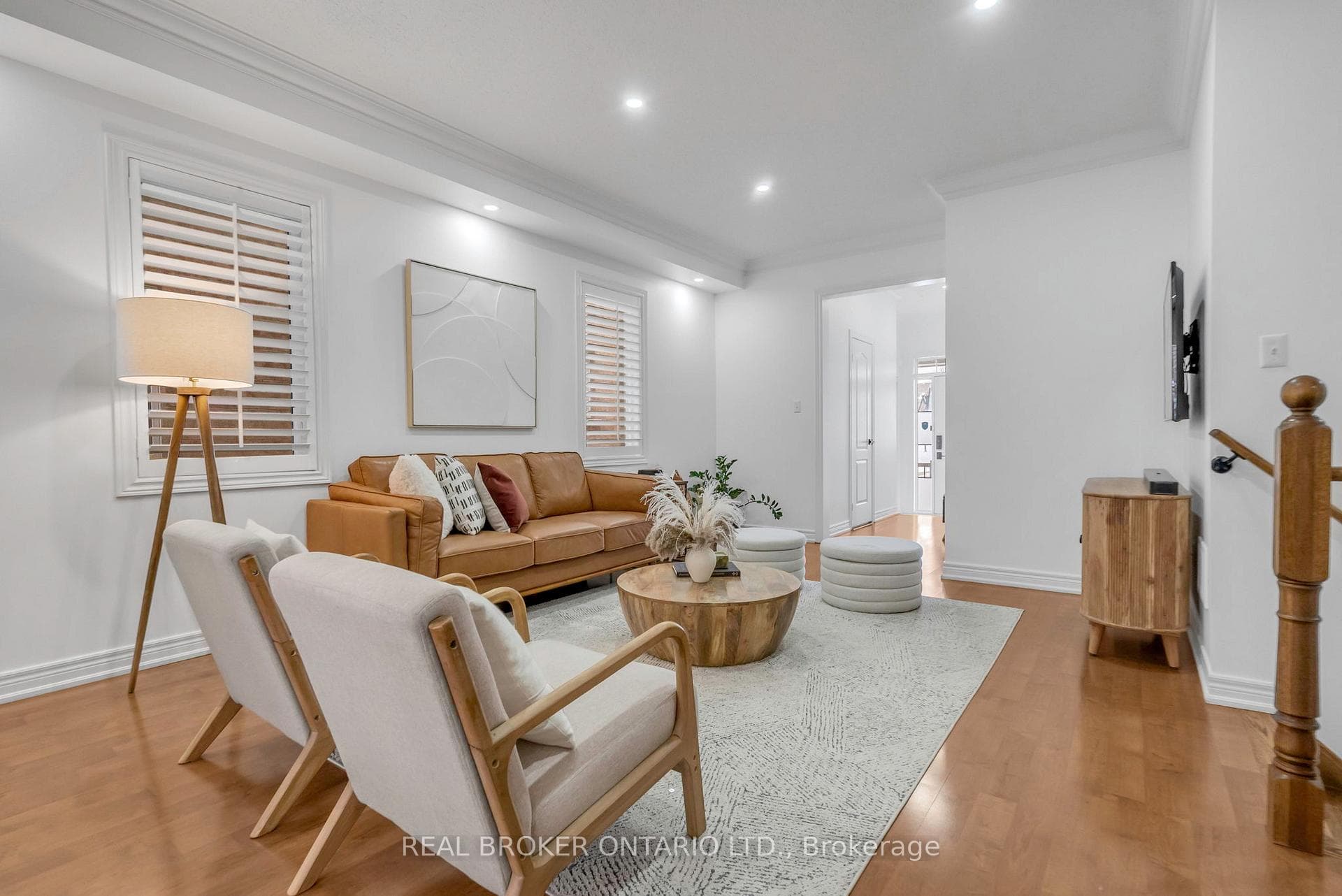 3070 Ozzie Drive photo 5