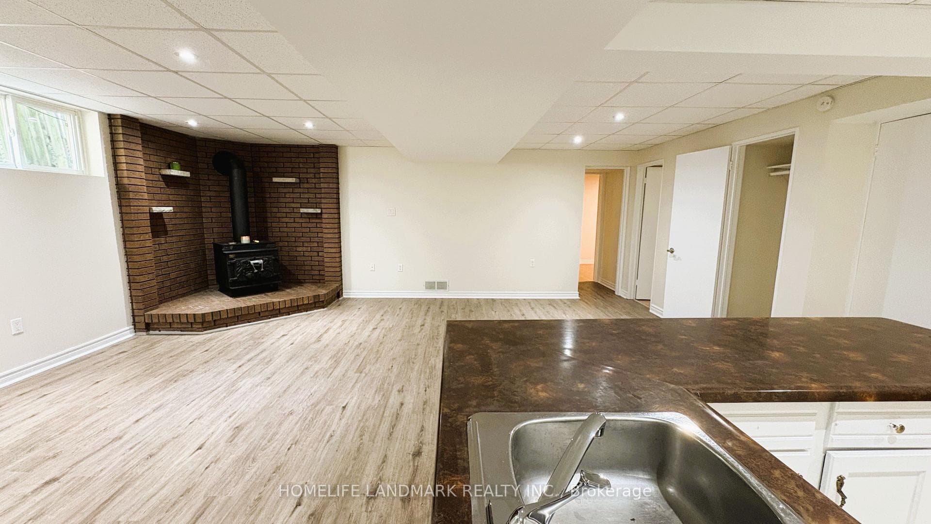 171 Greenfield Avenue Unit Bsmt photo 10