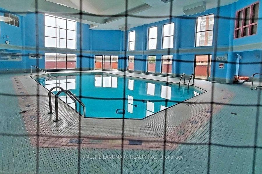 2460 Eglinton Avenue Unit 1109 photo 24