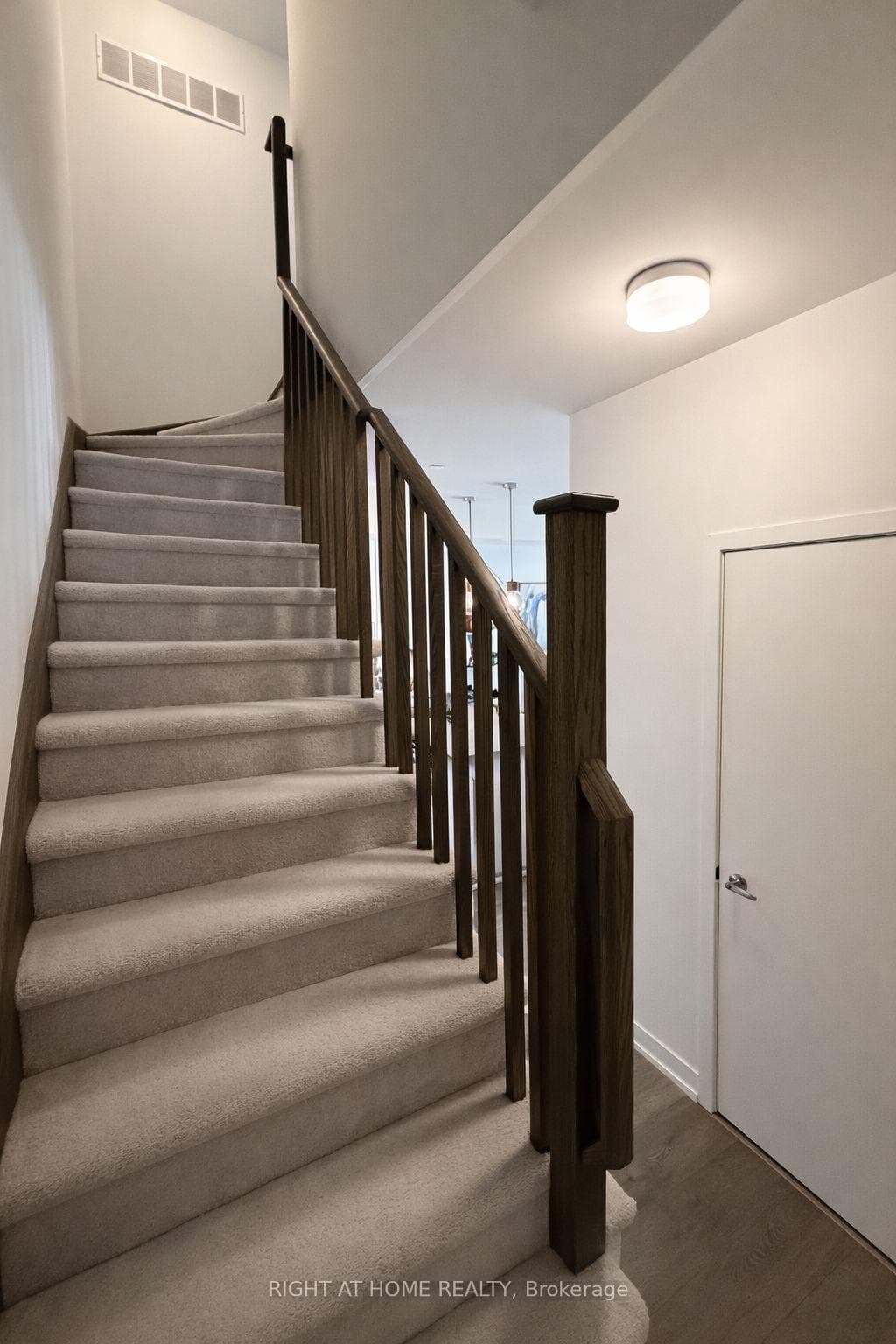 3409 Ridgeway Drive Unit 31 photo 11