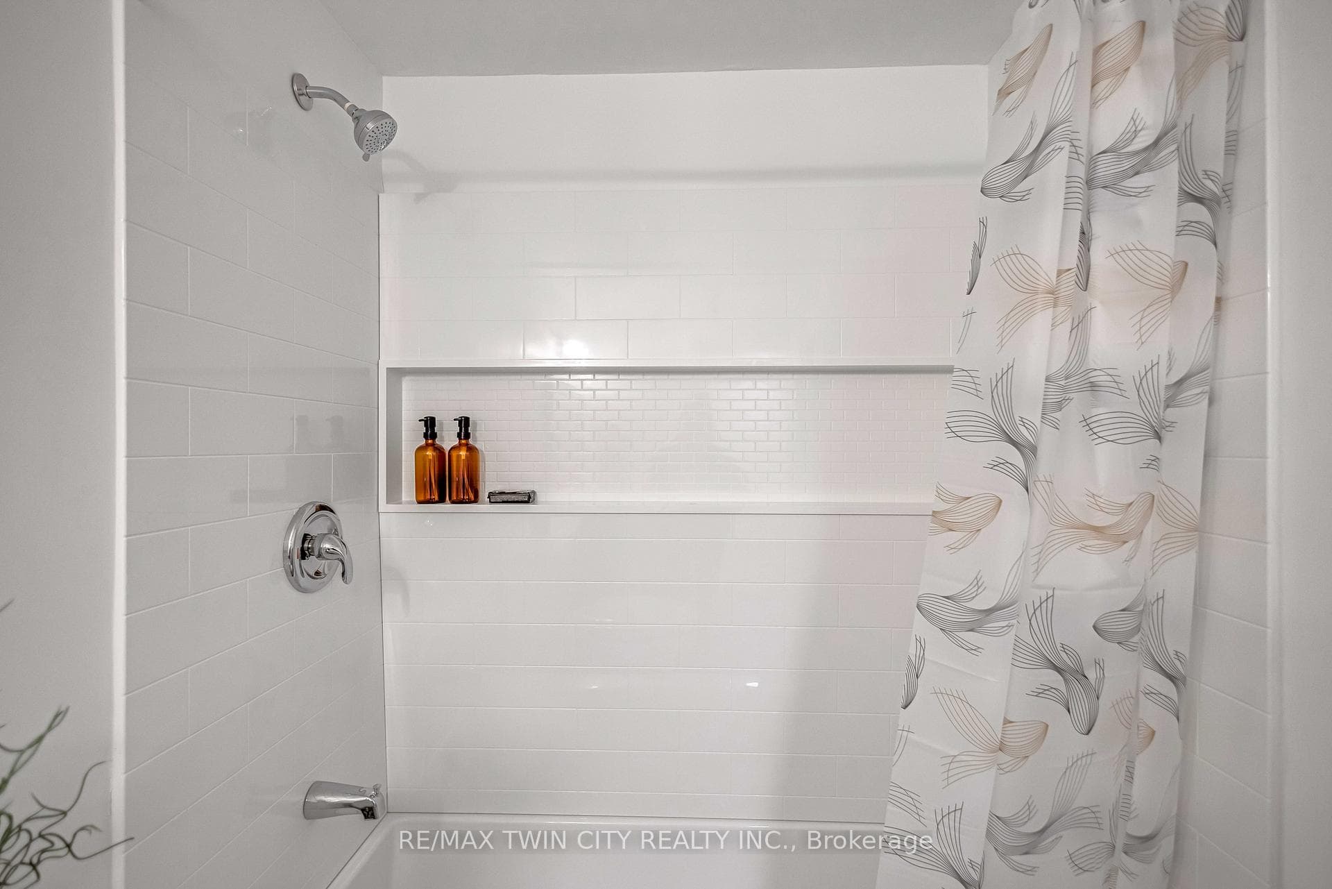 34 Oakhill Drive Unit 20B photo 23