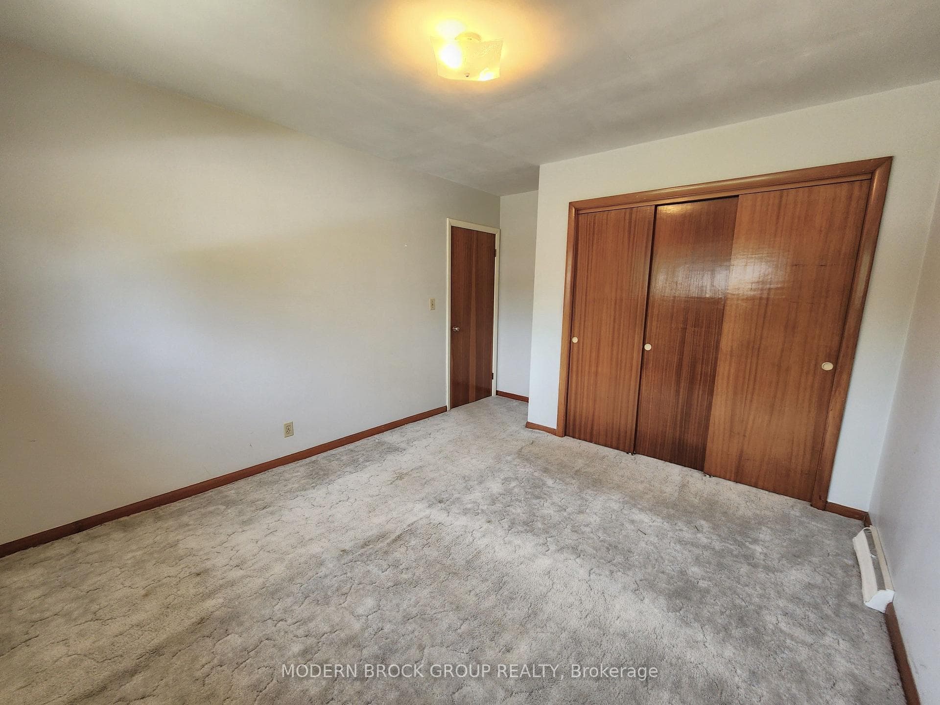 2 Woodlawn Place photo 37