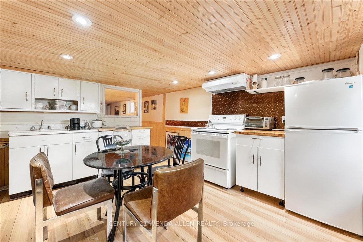 63 Torrens Avenue photo 21