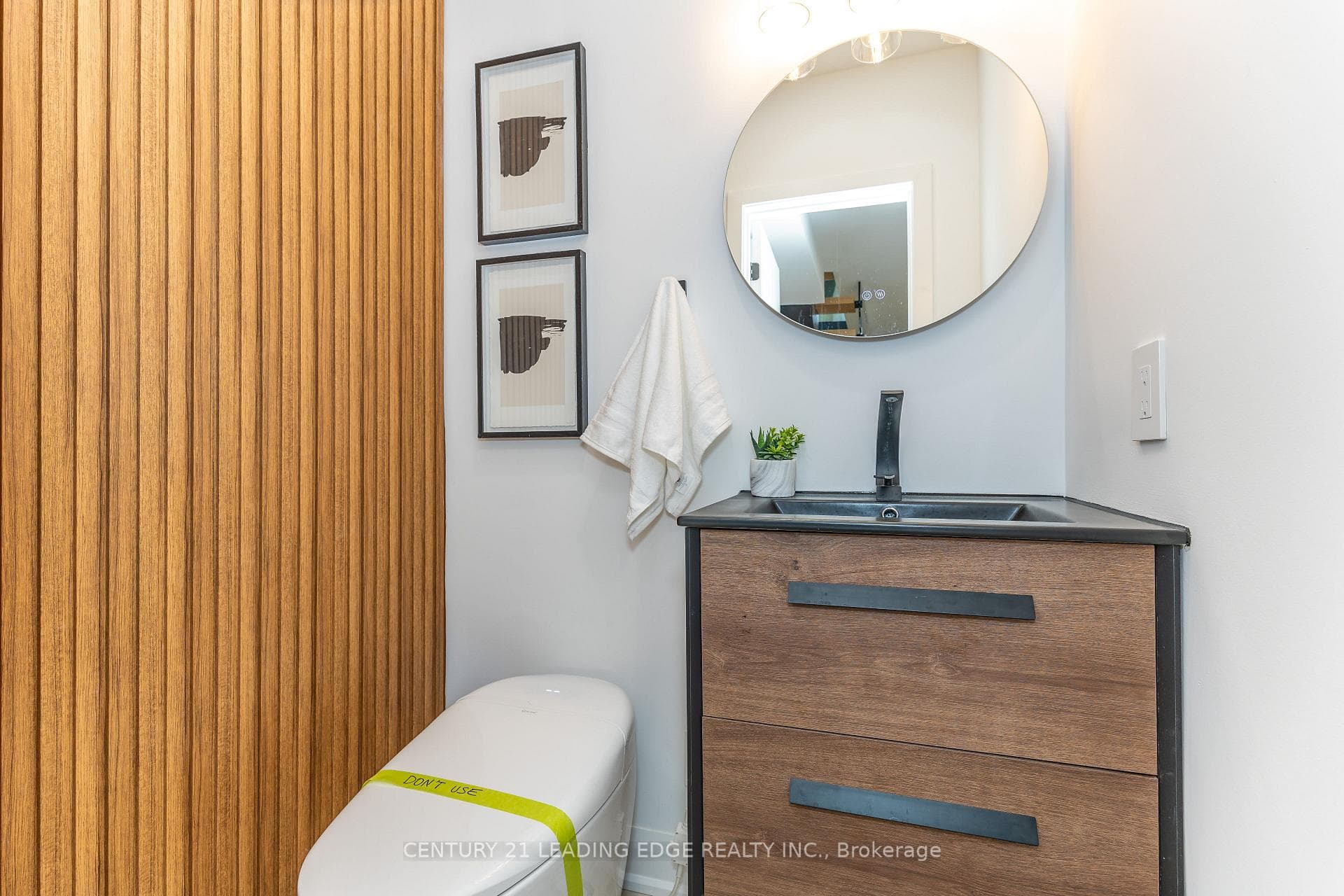 12 Marigold Avenue photo 25