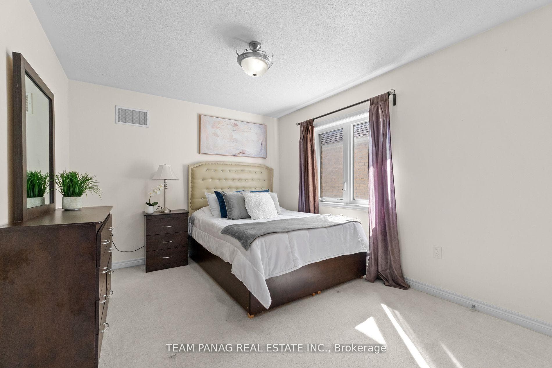 33 Bonnieglen Farm Boulevard photo 21
