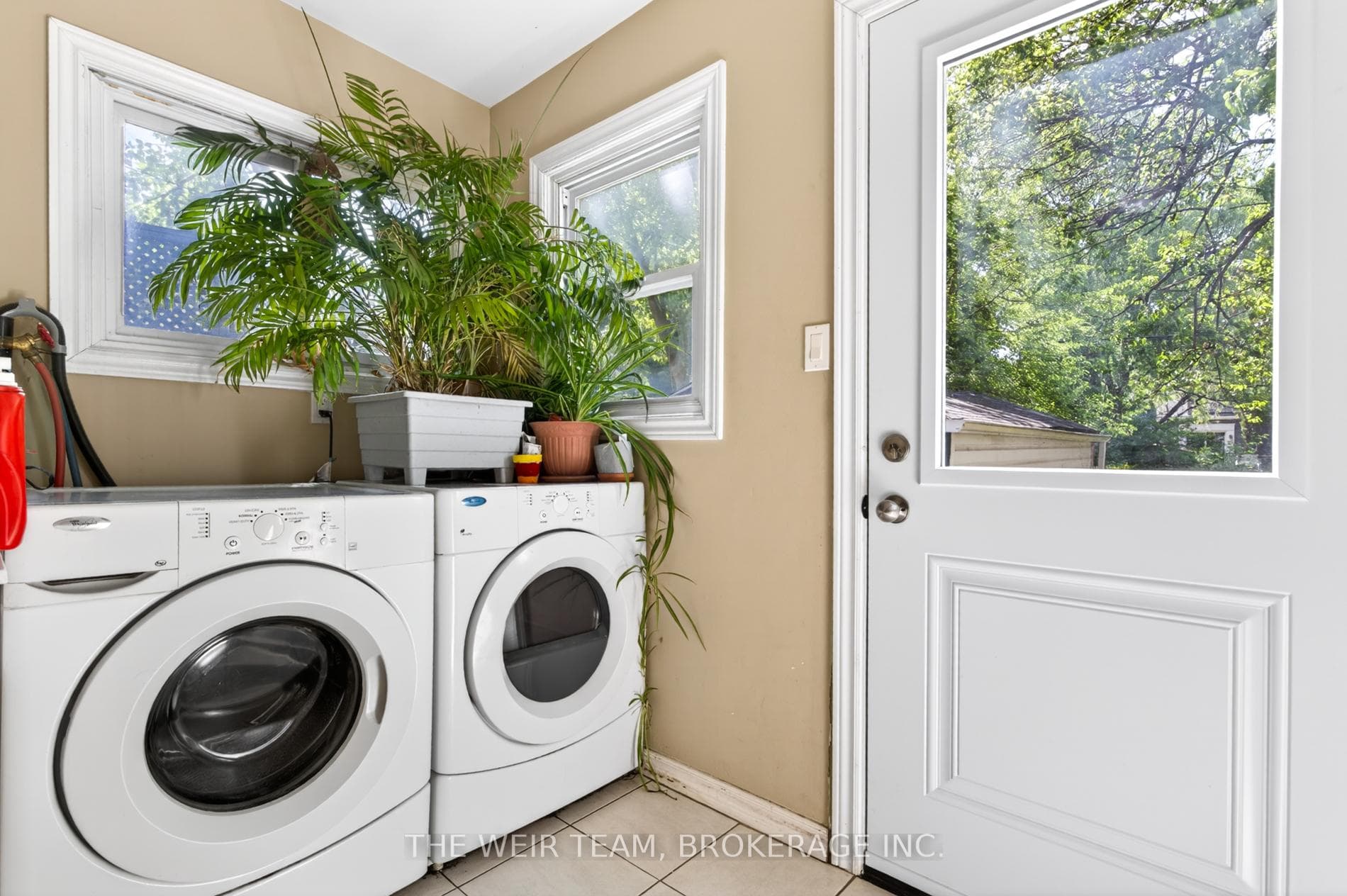 226 Ottawa Street photo 21