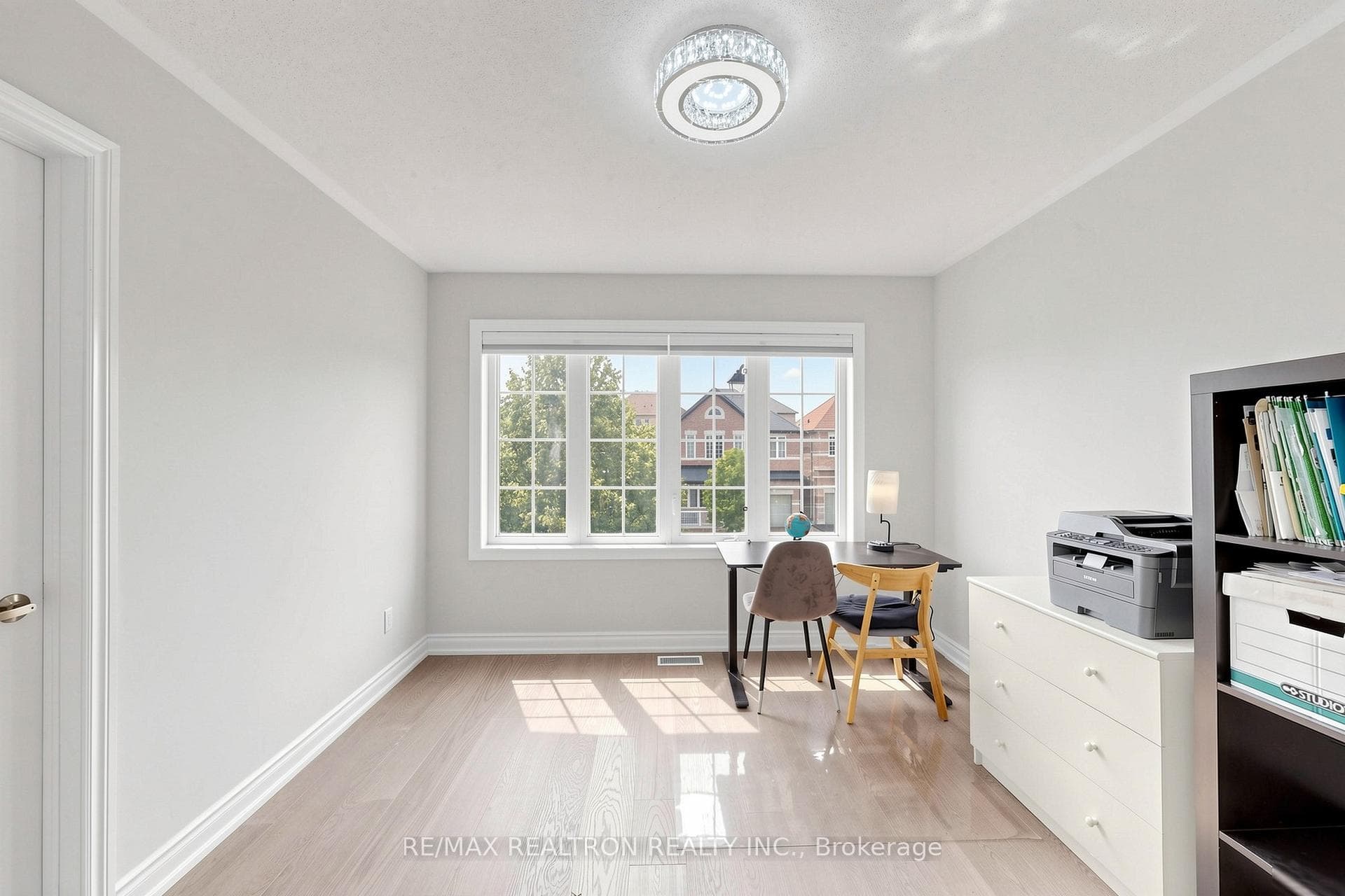 37 Greenspire Avenue photo 30
