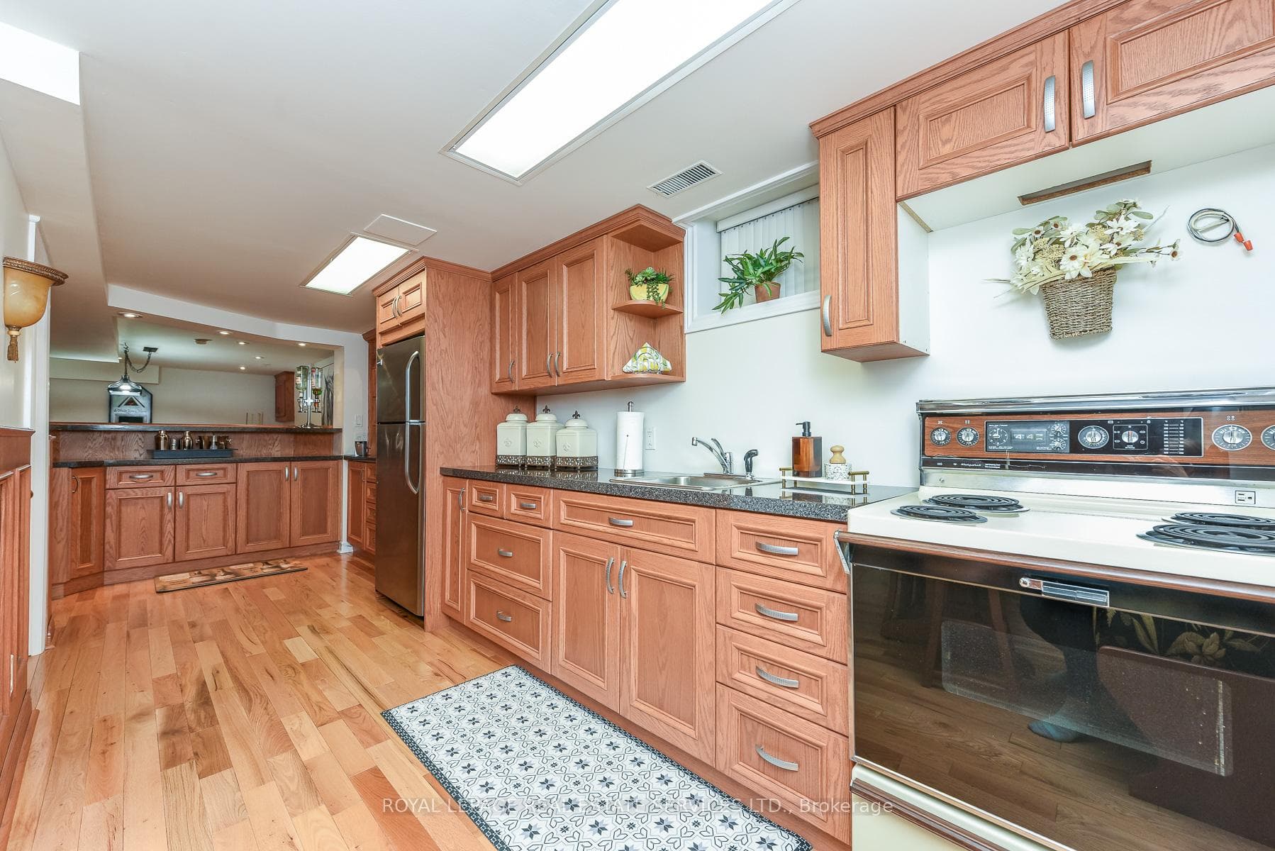 1338 Chalfield Drive photo 42