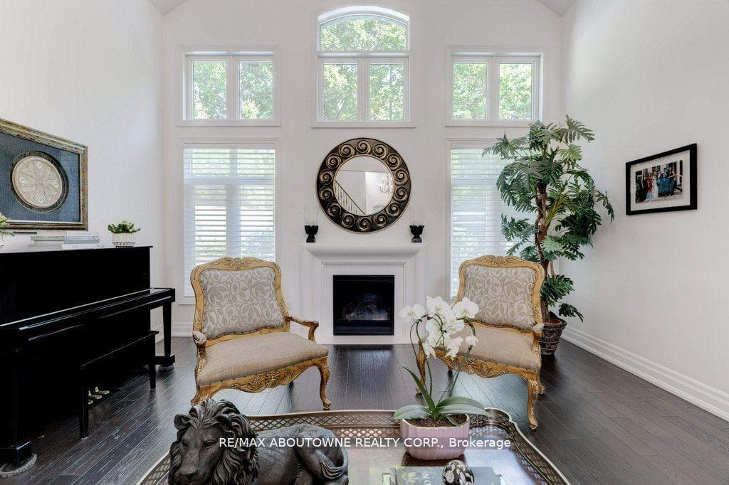 47 Legacy Lane photo 9