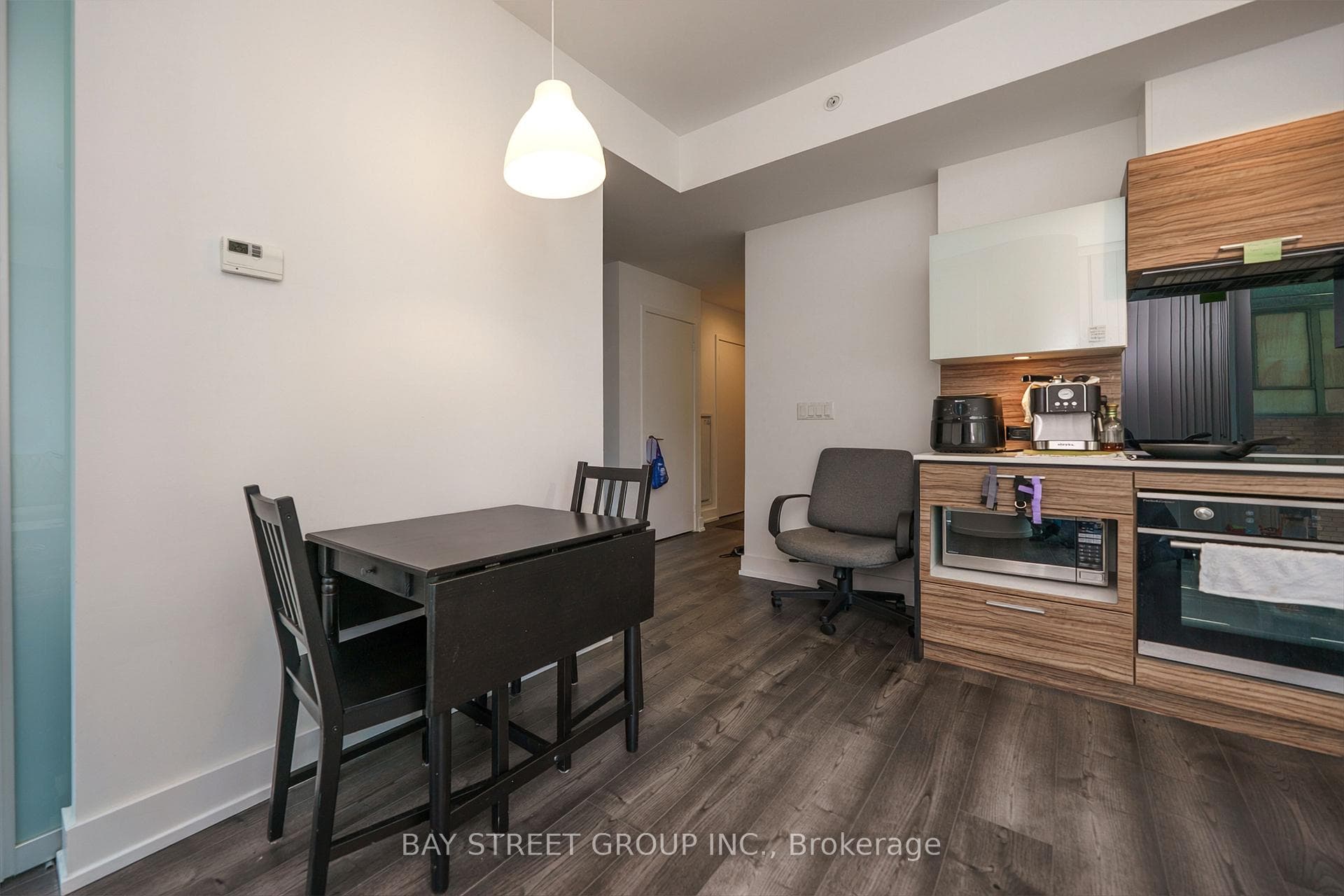 75 St Nicholas Street Unit 809 photo 10