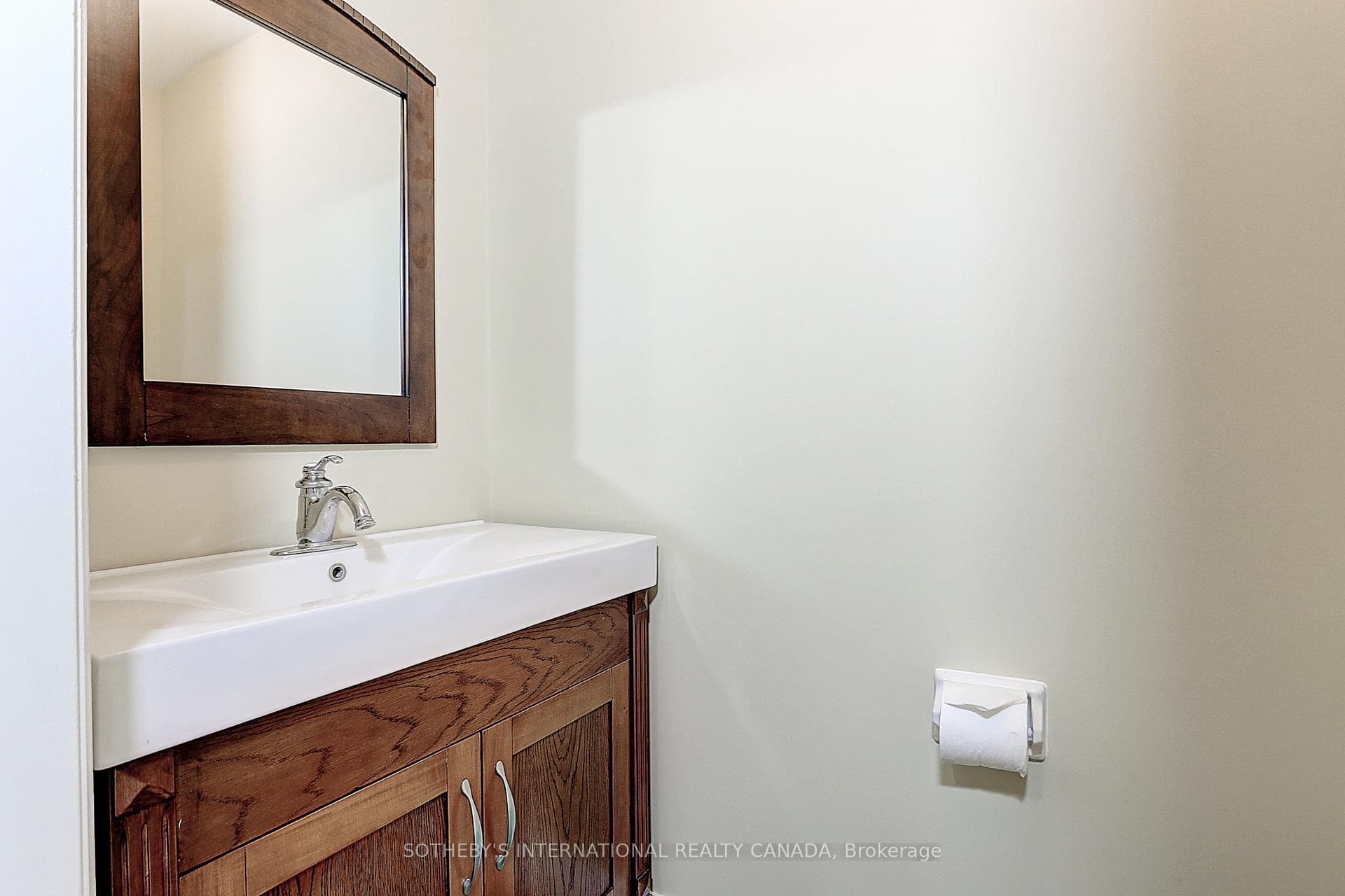 30 Hunters Glen Road photo 23