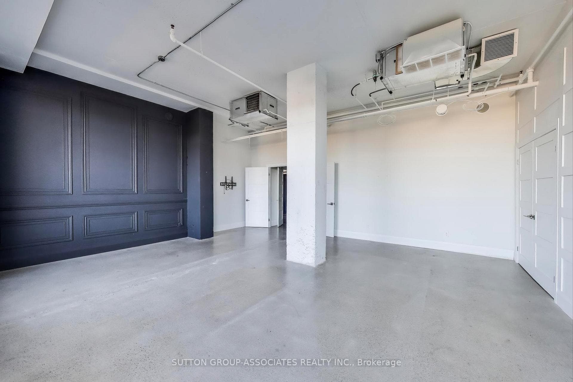 Loft Space 1