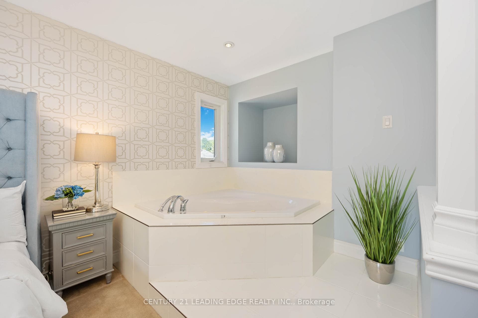 175 Park Drive photo 18