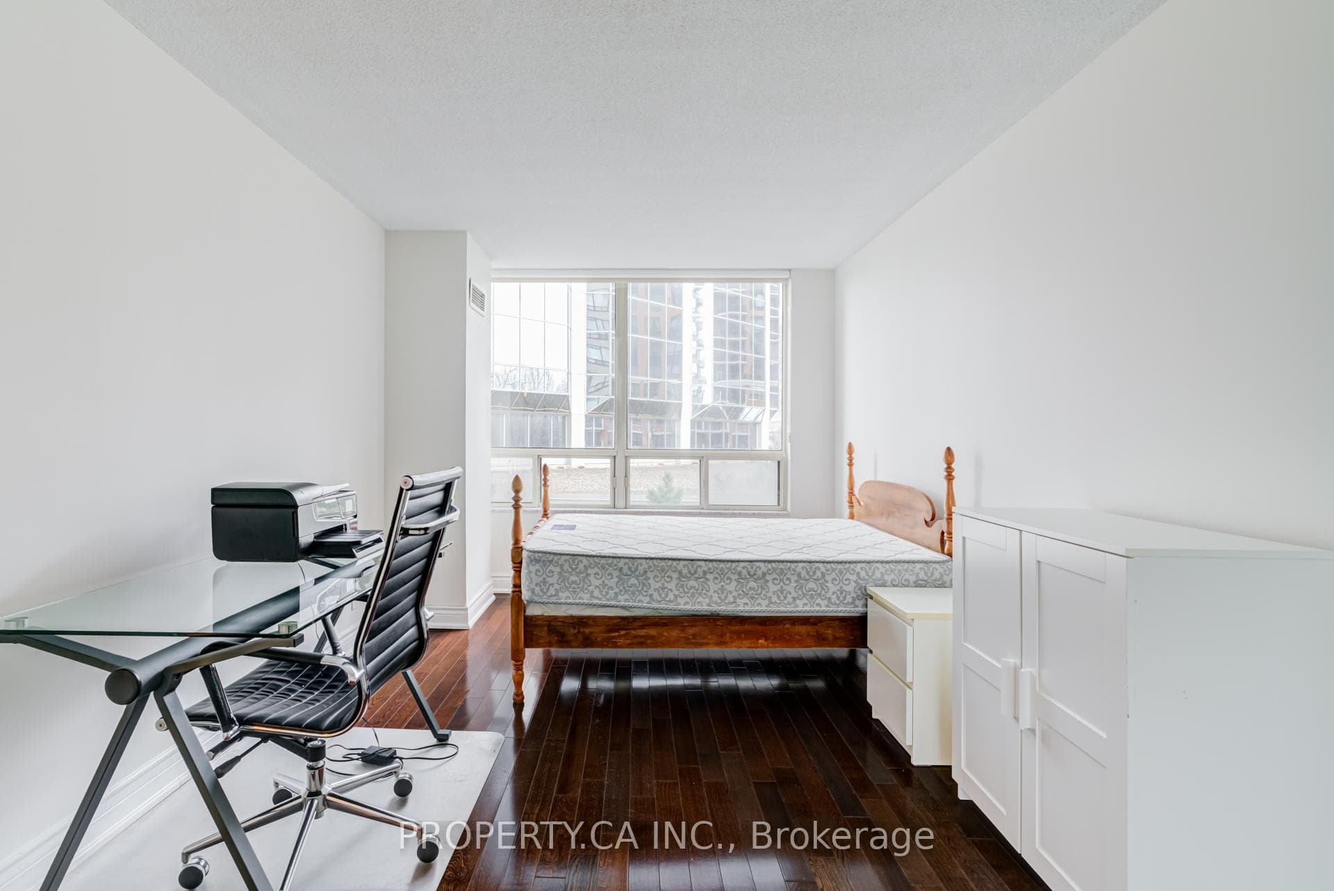 1 Aberfoyle Crescent Unit 410 photo 27