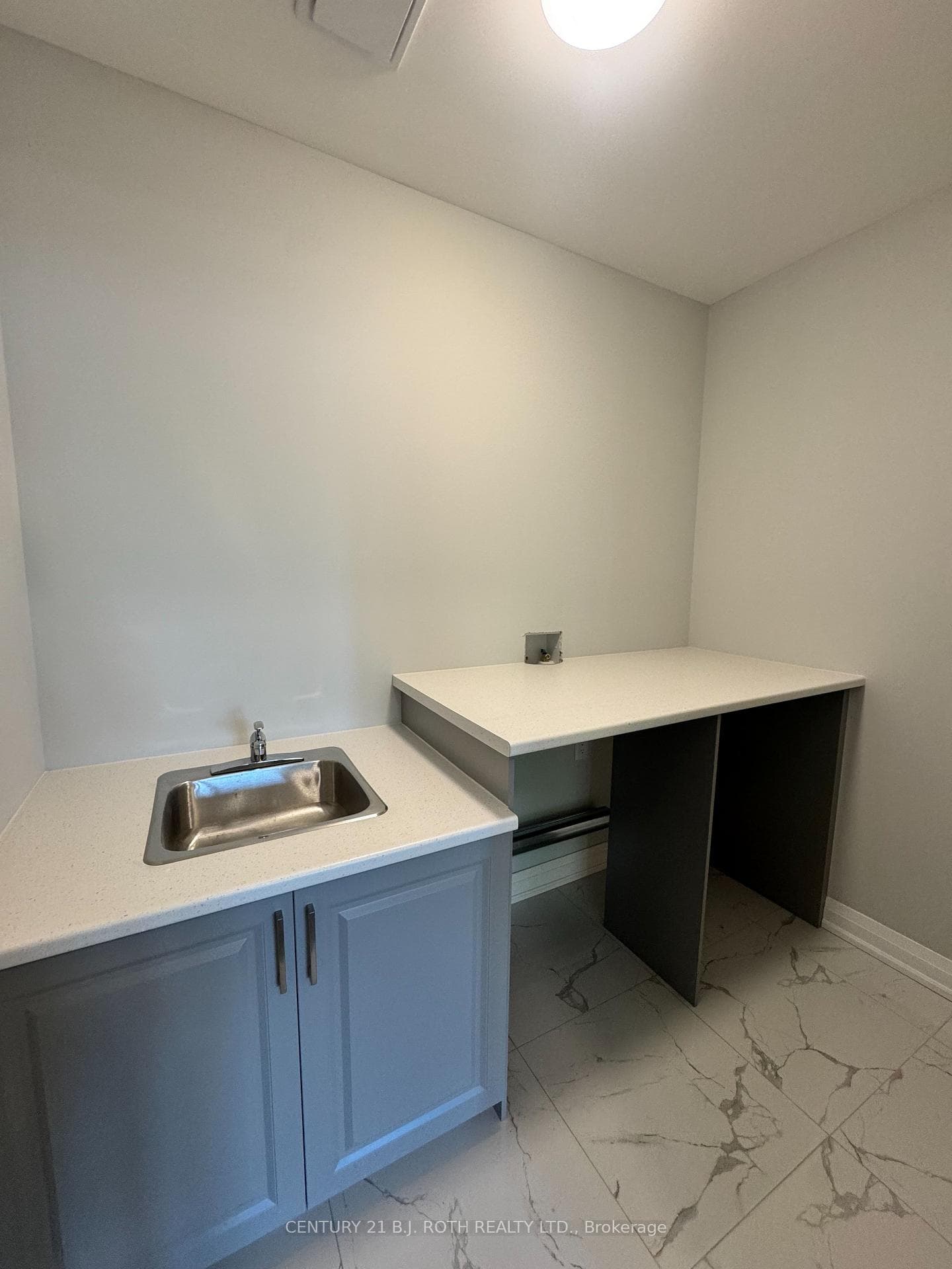260 Eagle Street Unit 12 photo 13
