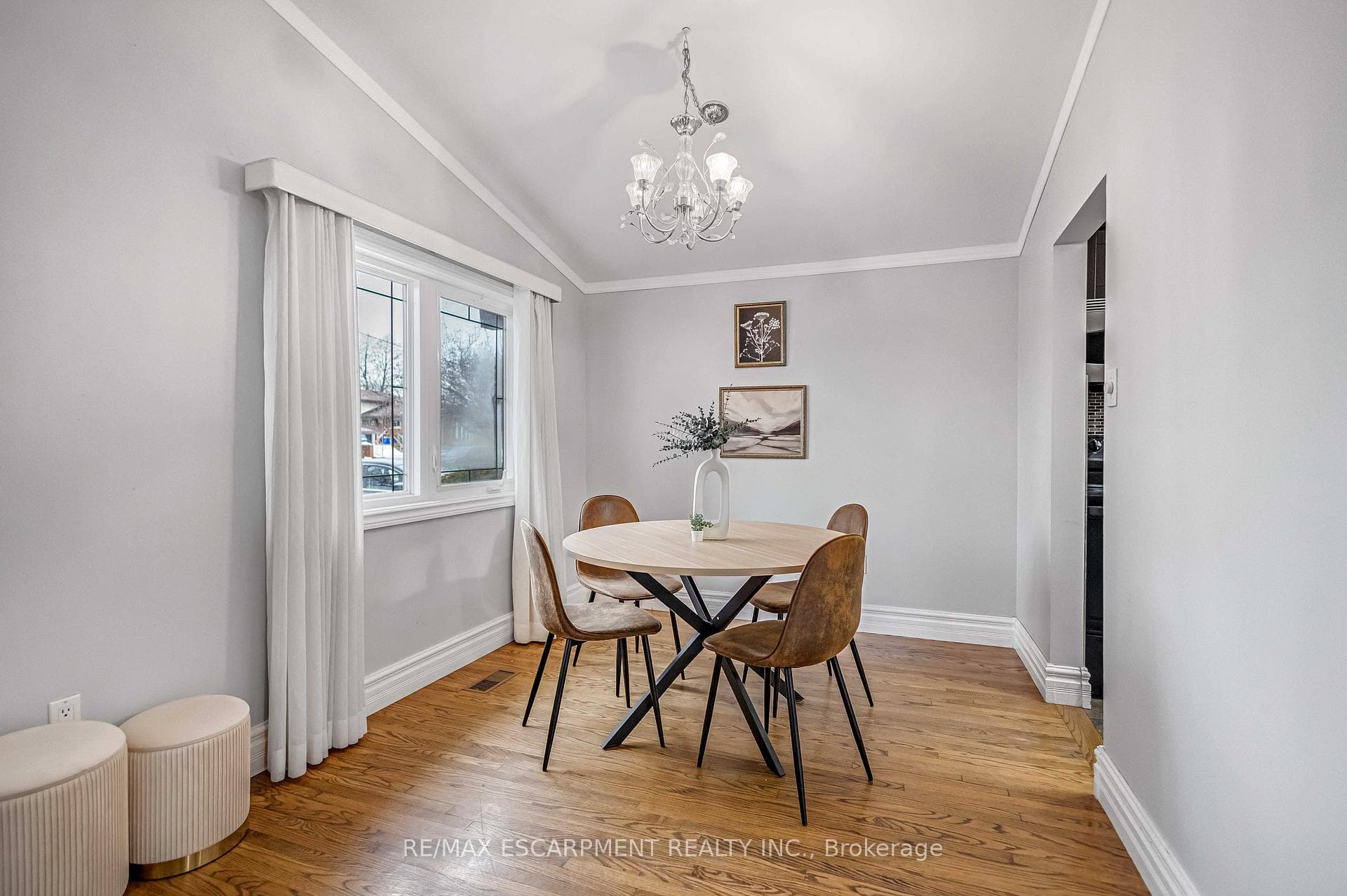 85 Ranchdale Drive photo 12