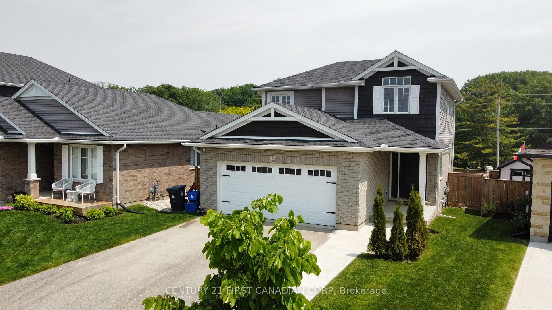 226 Emery Street photo 1