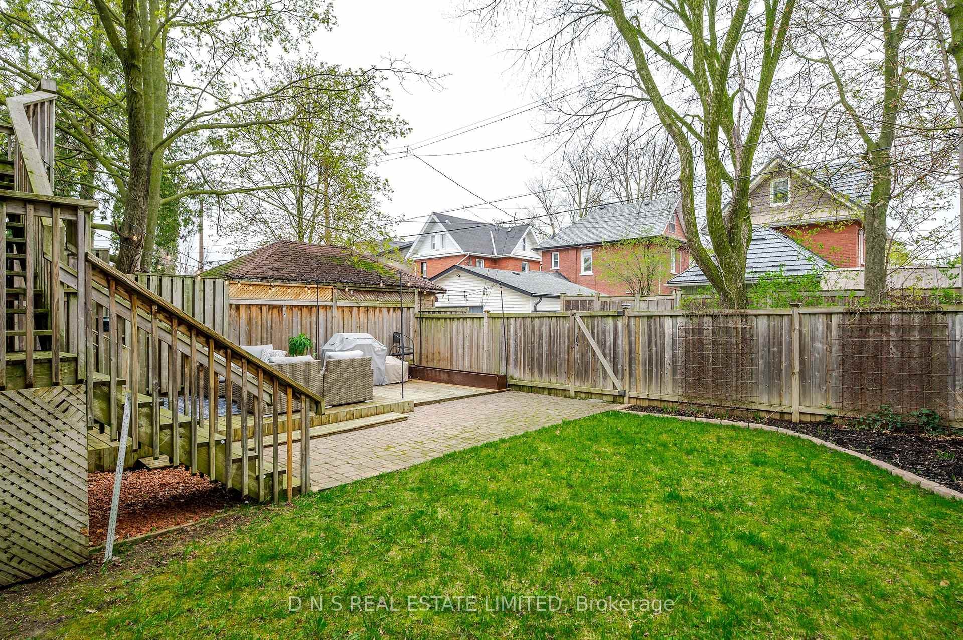 312 Elias Avenue photo 29