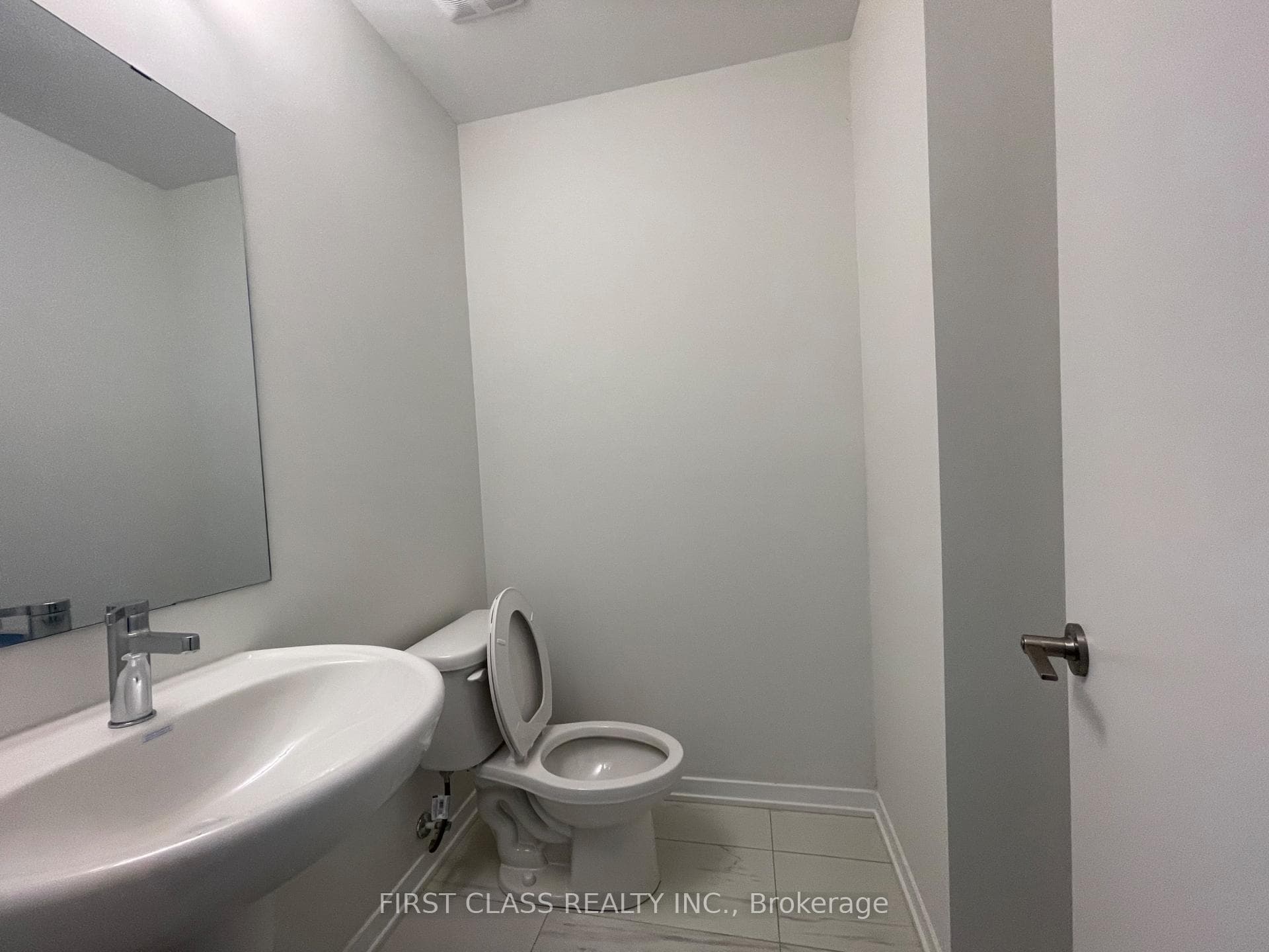 151 Honeycrisp Crescent Unit 170 photo 12