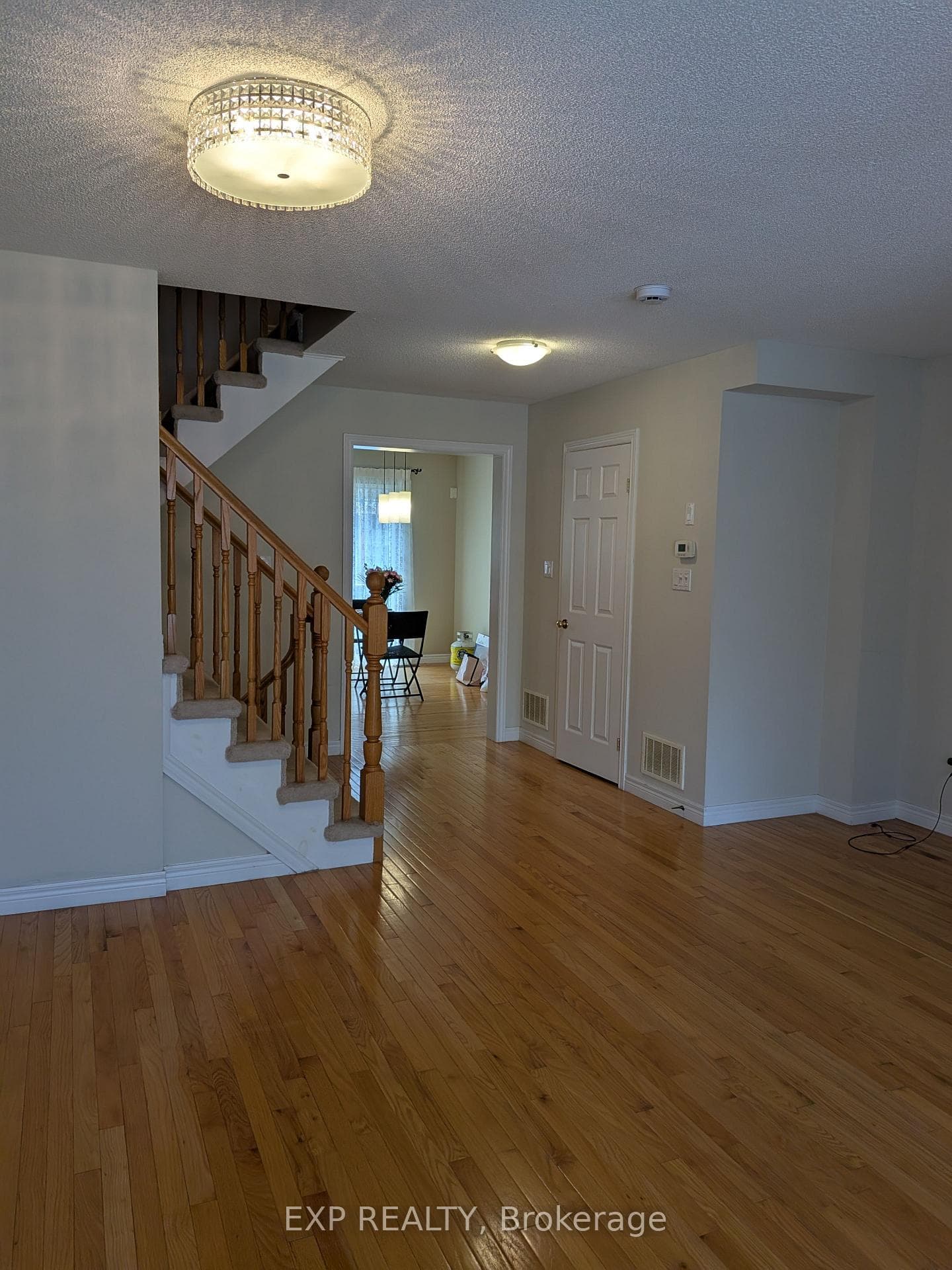 2280 Baronwood Drive Unit 32 photo 4
