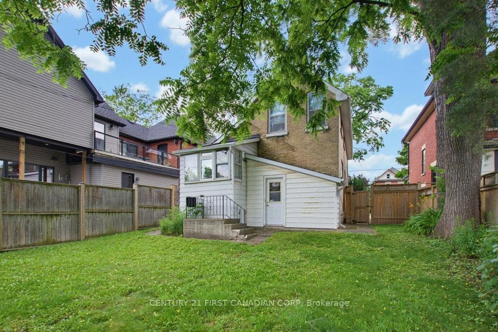 243 Tecumseh Avenue photo 38
