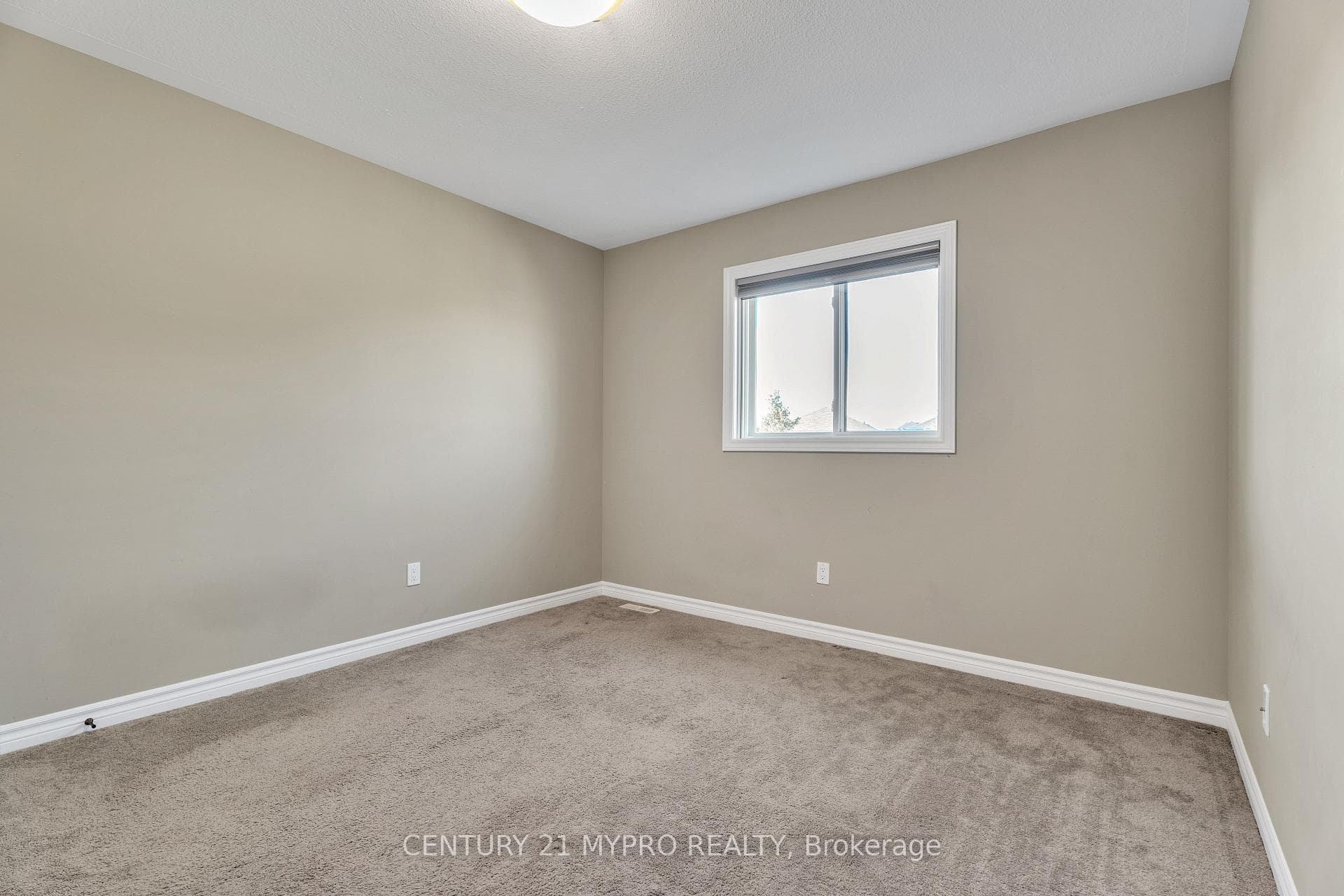 1125 Medway Park Drive photo 29