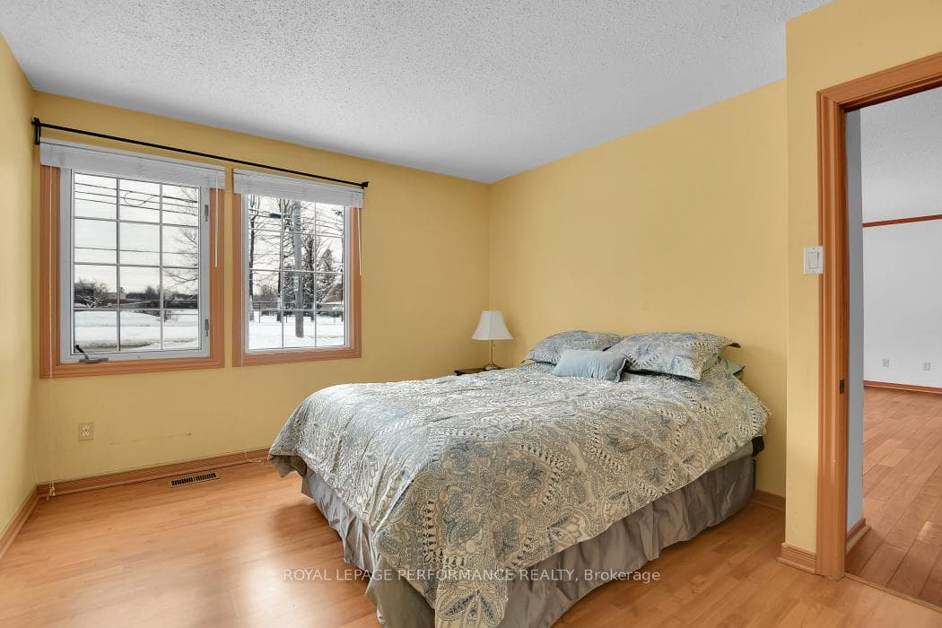 813 Walkley Road photo 23